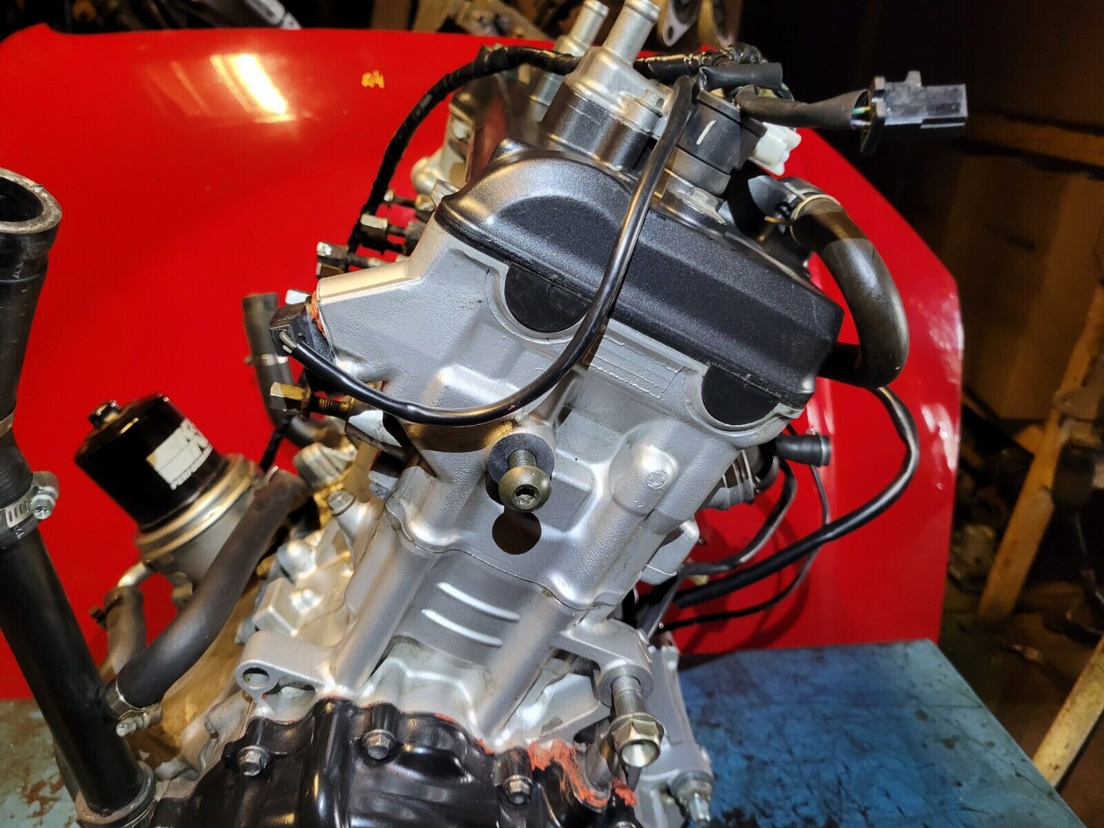 Honda CBR900RR CBR929RR Engine Motor 12K Miles - High Performance Replacement for Racing & Street Bikes - Perfect for Engine Rebuilds & Motorcycle Upgrades