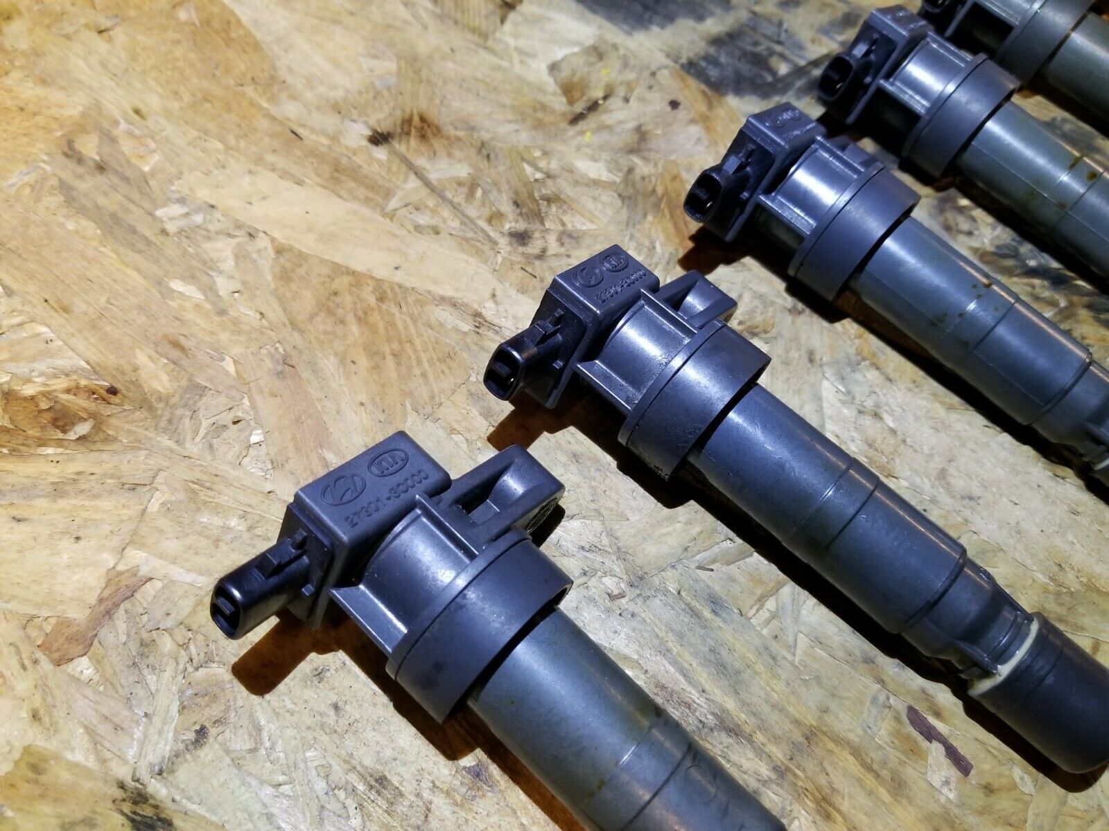 06-10 Hyundai Azera 3.8L Ignition Coil Set - 6 Pack OEM Replacement Parts - Perfect for Engine Performance & Tune-Up
