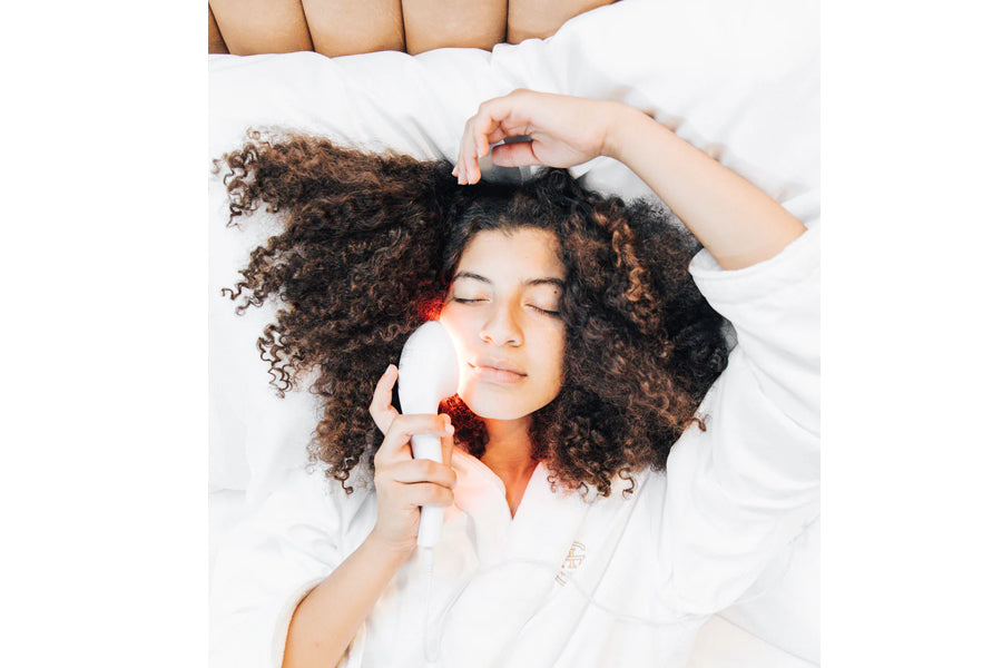 LightStim LED Light Therapy Device for Wrinkles & Anti-Aging - FDA Cleared Red Light Therapy for Face - At-Home Skin Rejuvenation Treatment for Fine Lines & Even Skin Tone | Perfect for Daily Skincare Routine & Spa-Like Experience