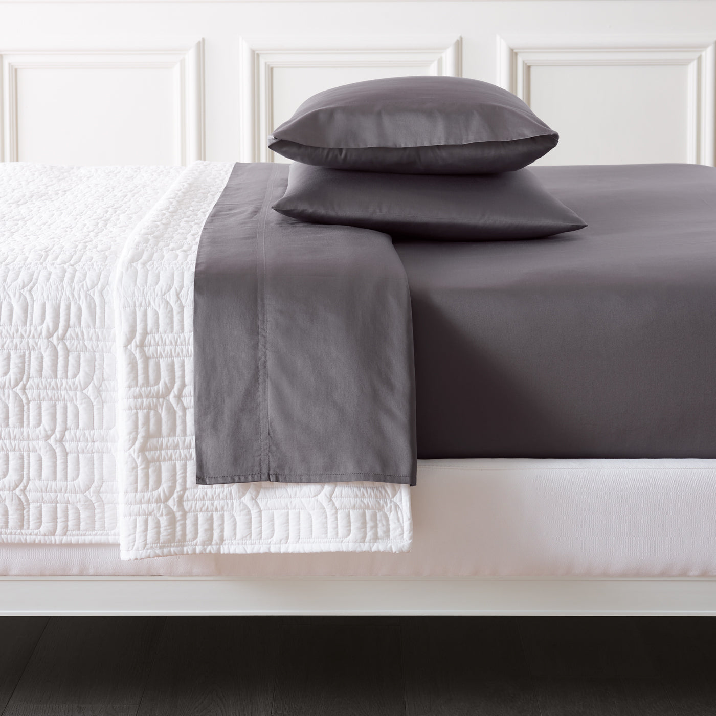 Luxury Soirée Sateen Sheet Set - 100% Cotton Soft Bed Sheets with Deep Pockets - Perfect for Master Bedroom, Guest Room & Hotel Use
