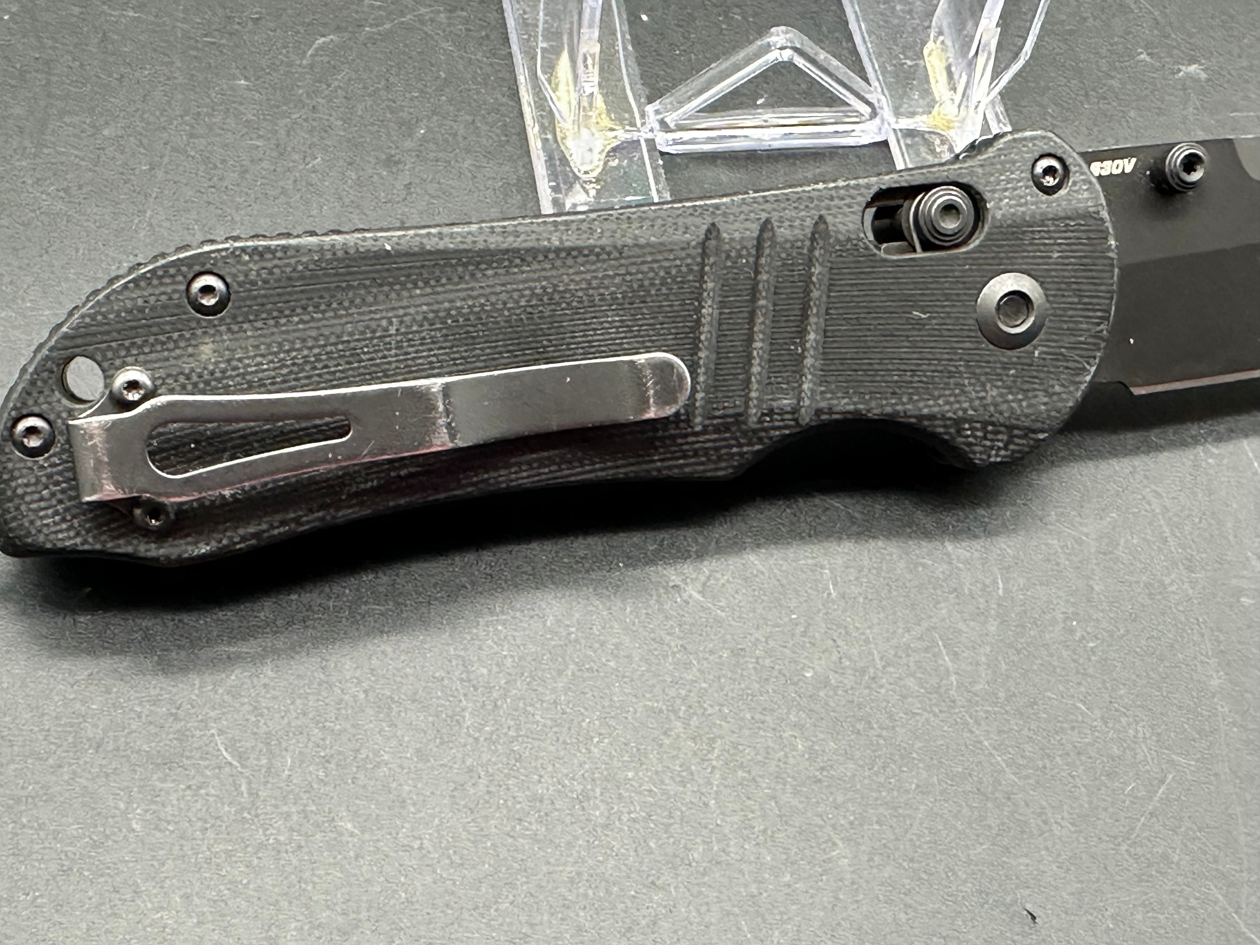 Benchmade Triage Folding Knife - Black G10 Handle, S30V Steel Blade - EDC, Outdoor, Survival & Tactical Use