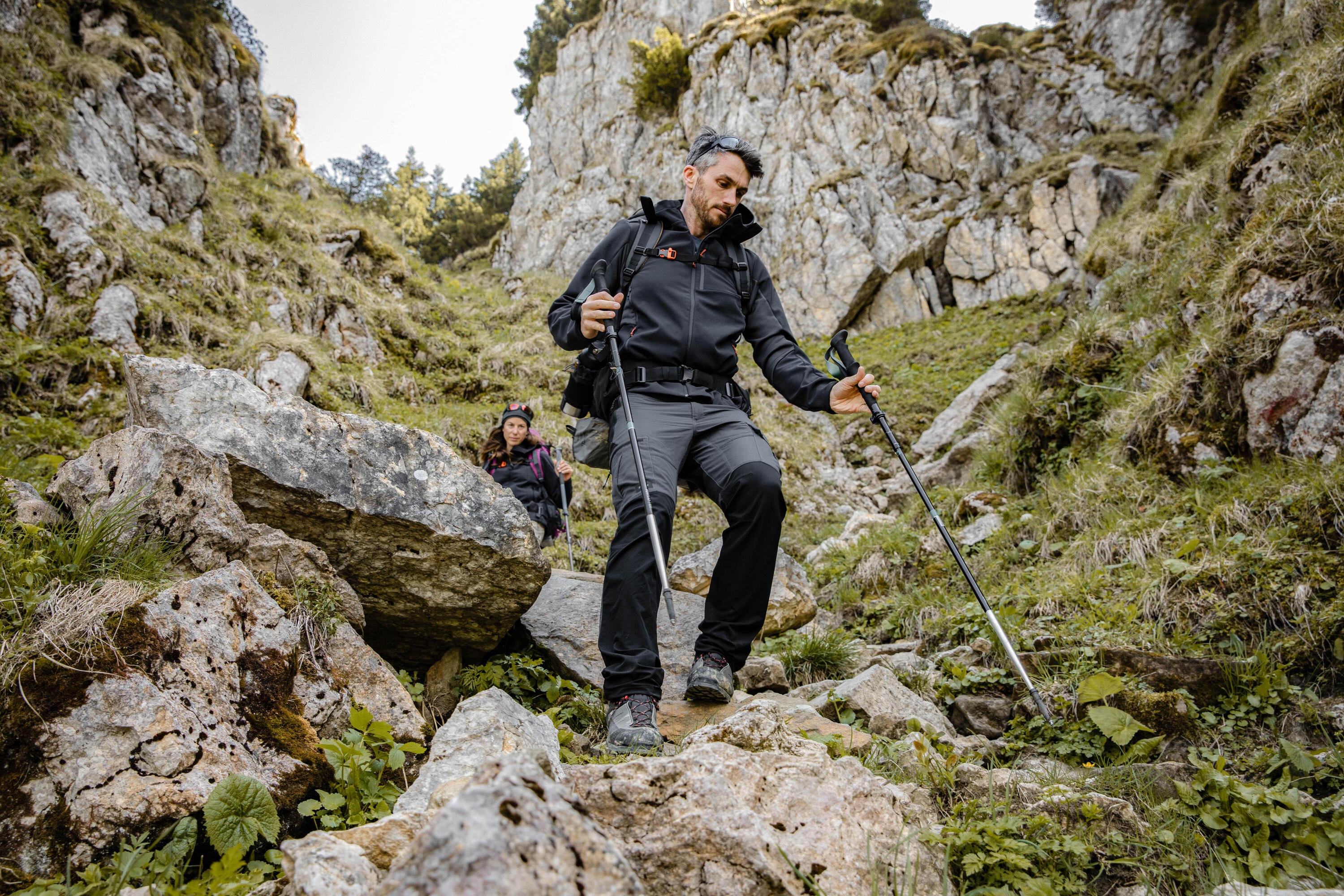 Forclaz Men's MT500 Lightweight Windbreaker Jacket - Waterproof, Breathable Outdoor Hiking & Running Jacket for Men - Perfect for Hiking, Camping, and Travel Adventures