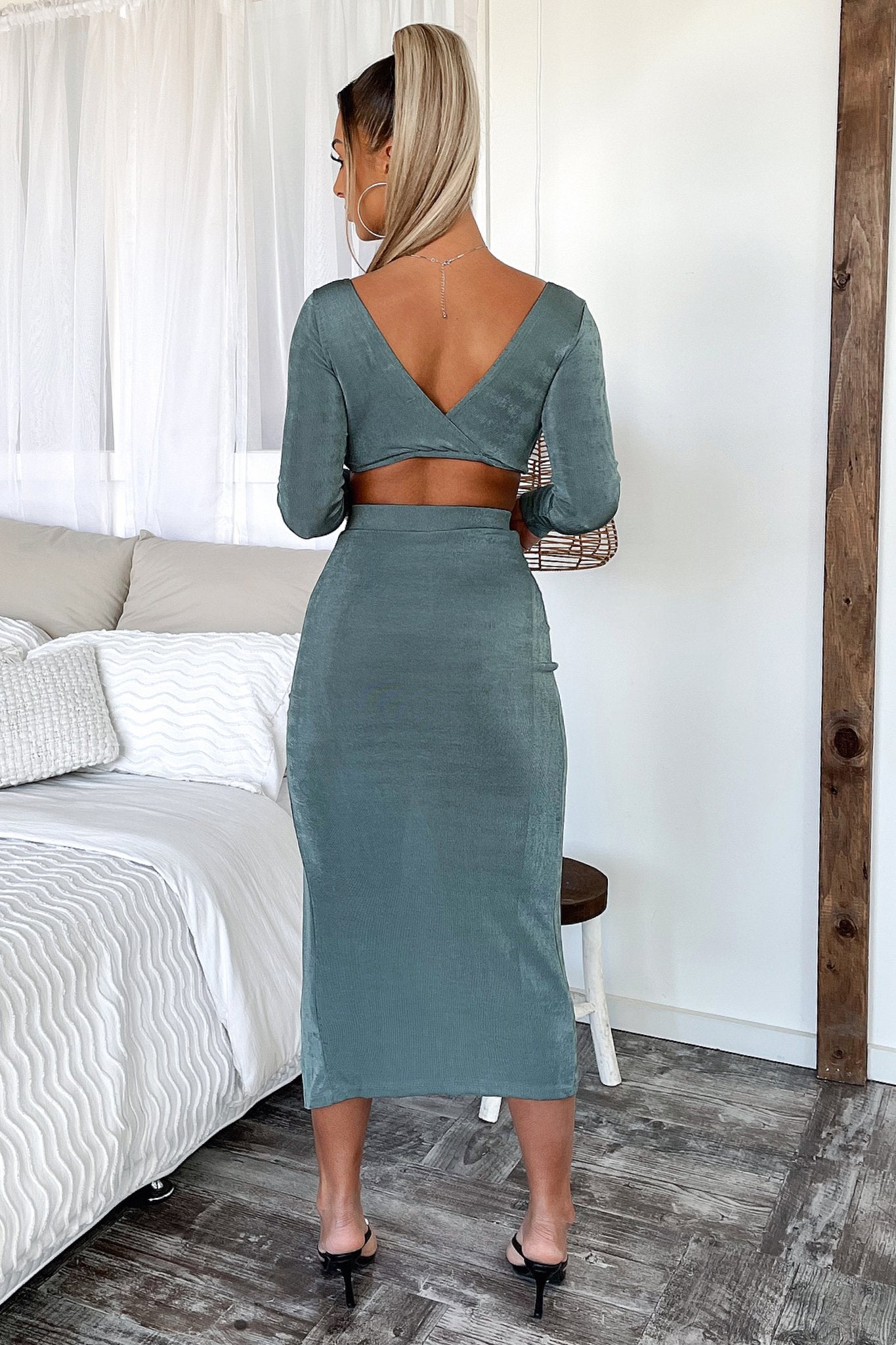 Stylish Kurser Midi Skirt in Khaki - Perfect for Casual Outfits, Office Wear & Spring Fashion