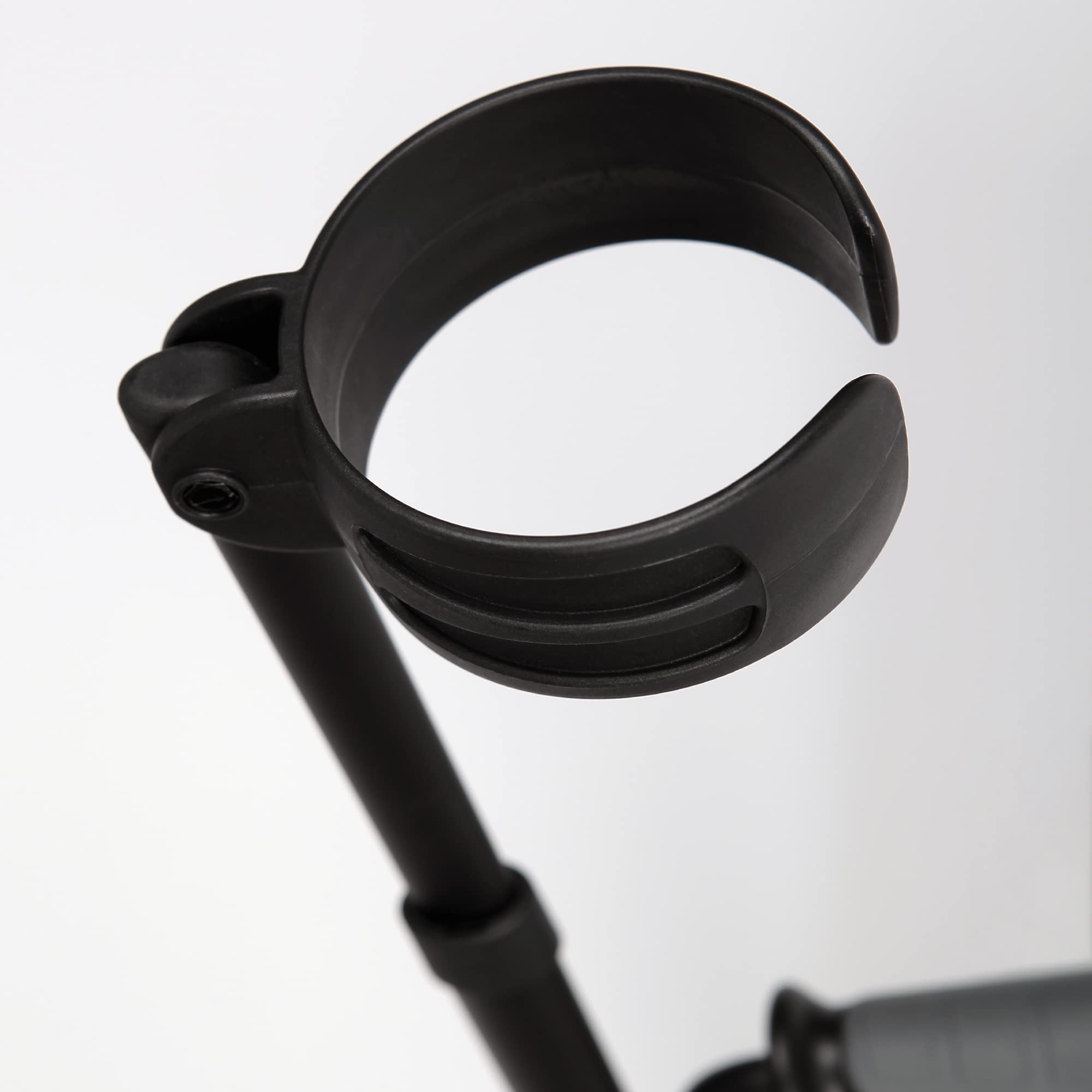 **Famica Flexi Crutch Replacement Cuff – Adjustable Forearm Support for Thin Arms & Elbows – Easy Assembly – Ideal for Mobility Aid & Injury Recovery**