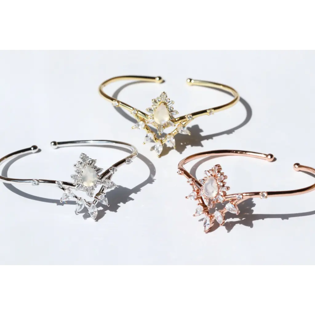 Alice Bangles - 18K Gold Plated Women's Bracelets for Everyday Wear & Special Occasions | Elegant Stackable Jewelry for Gifts & Parties