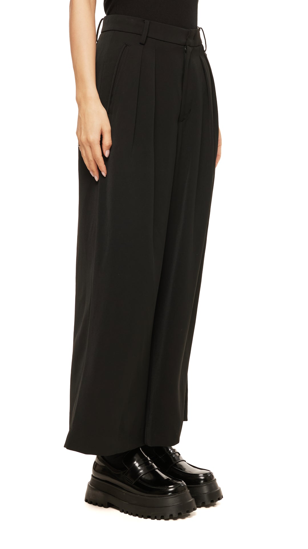 Stylish High-Waisted Wide Leg Pants with Pockets - Comfortable & Flowy Women's Trousers for Work, Casual Outfits, and Travel