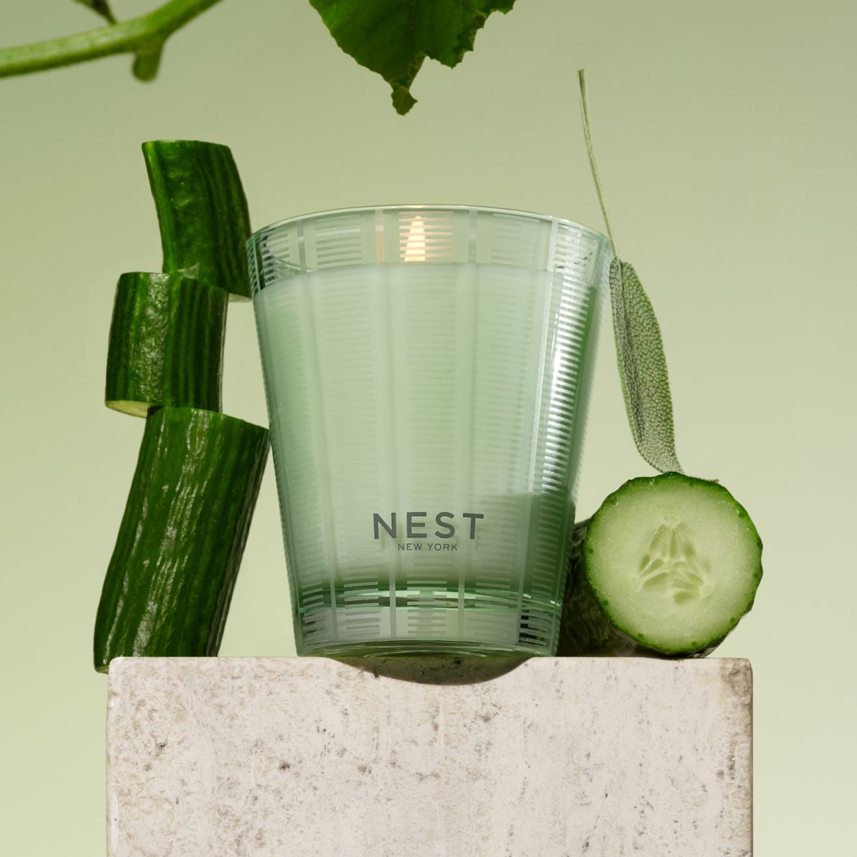 Organic Cucumber & White Sage Scented Soy Candle - Relaxing Aromatherapy for Home, Yoga & Meditation Spaces