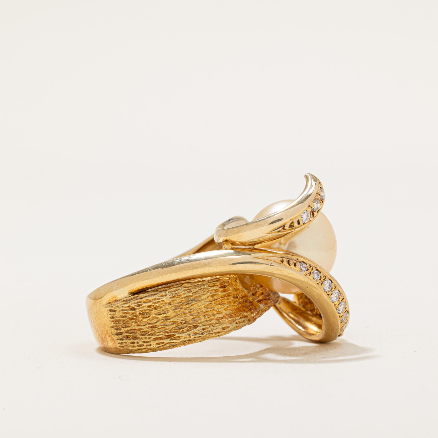 Exquisite South Sea Pearl & Diamond Cocktail Ring | 0.43ctw | Size 6.75 | Perfect for Evening Parties, Weddings & Special Occasions