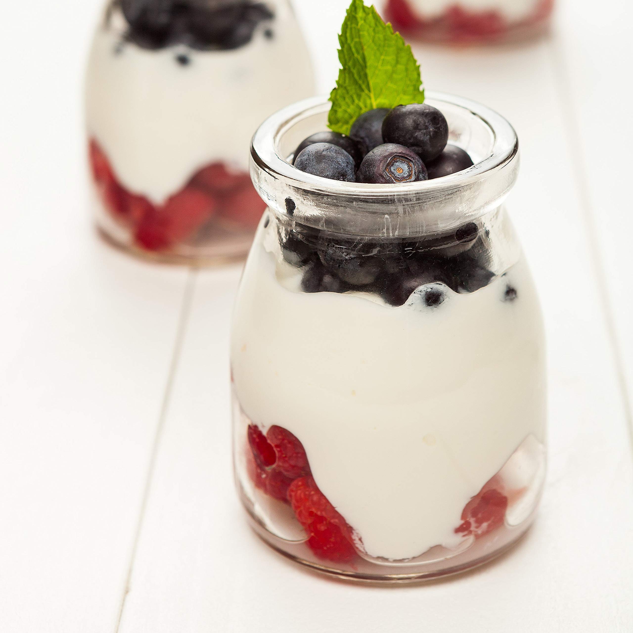 5 oz Glass Jars with Lids - Set of 100 Dishwasher Safe Freezable Clear Parfait Cups - Perfect for Pudding, Yogurt, Desserts - Ideal for Restaurants, Buffets, Breakfast Bars & Home Use