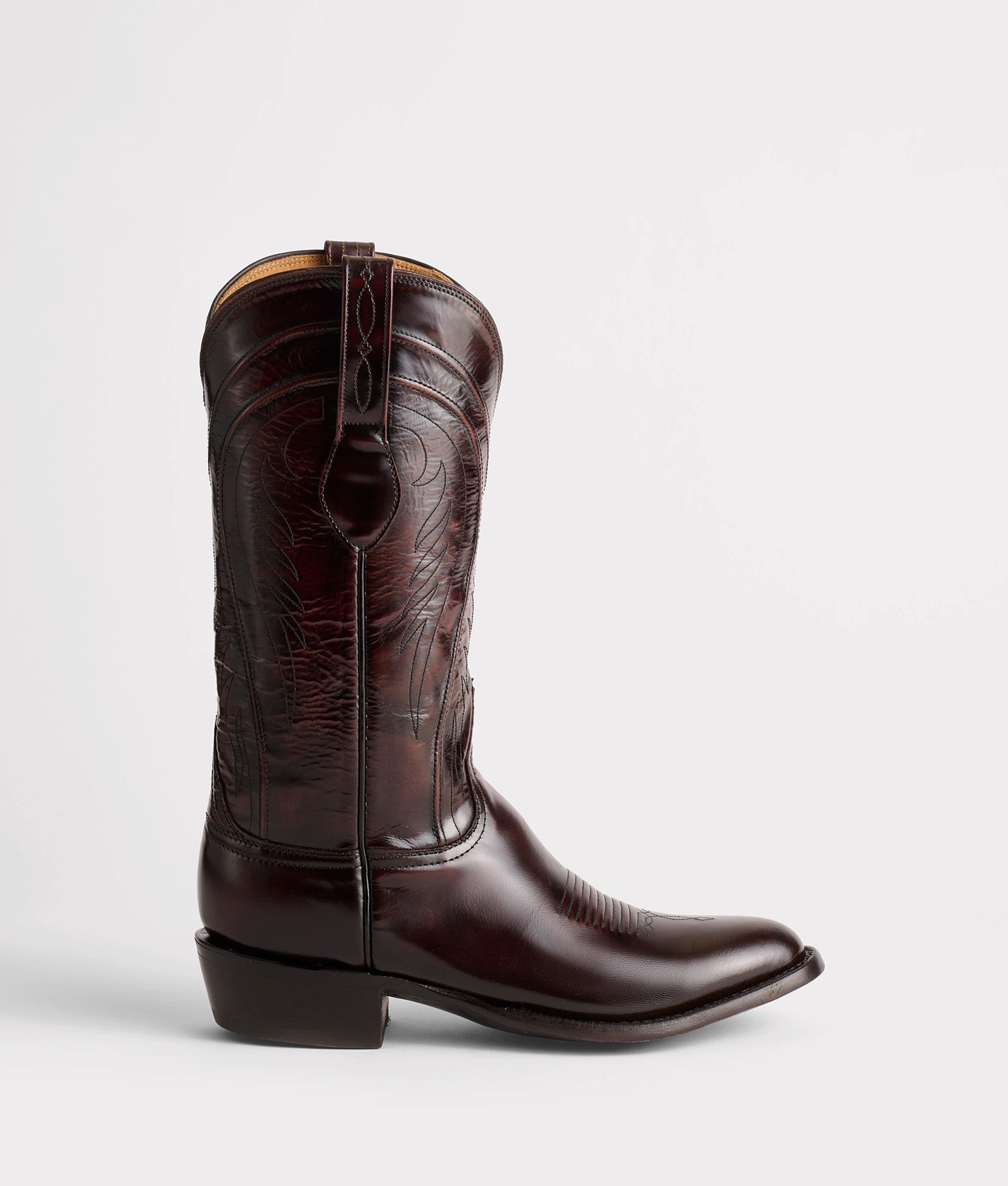 Gavin Brown - Premium Quality Apparel & Accessories for Men and Women | Perfect for Casual Wear, Office, and Outdoor Activities