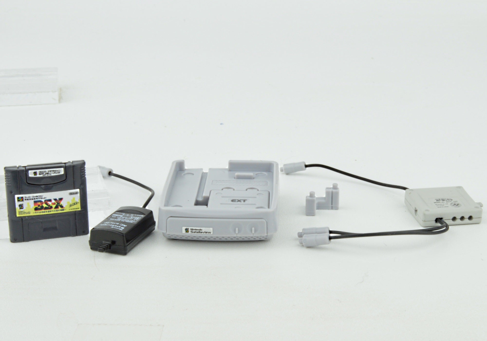 Nintendo History Collection Super Famicom Takara Tomy Mini Toy Set - Retro Gaming Collectible for Nintendo Fans & Gift for Gamers