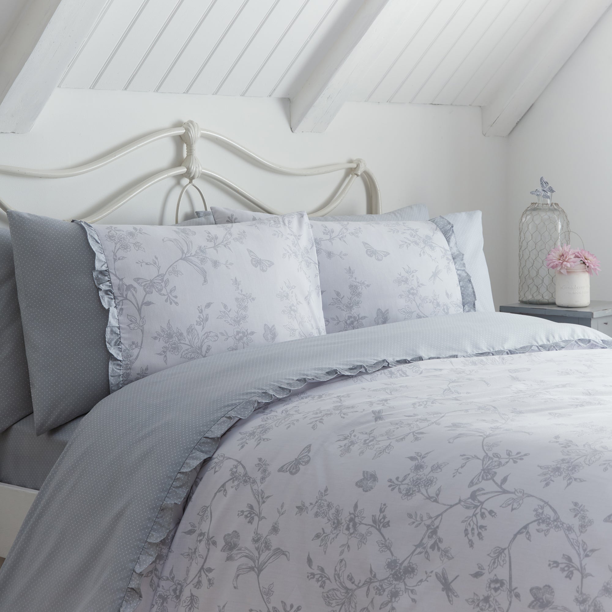 Dreams & Drapes Kristen Duvet Cover Set - Soft Grey Luxury Bedding, King Size 3-Piece Set with Pillow Shams - Perfect for Master Bedroom & Guest Room Decor