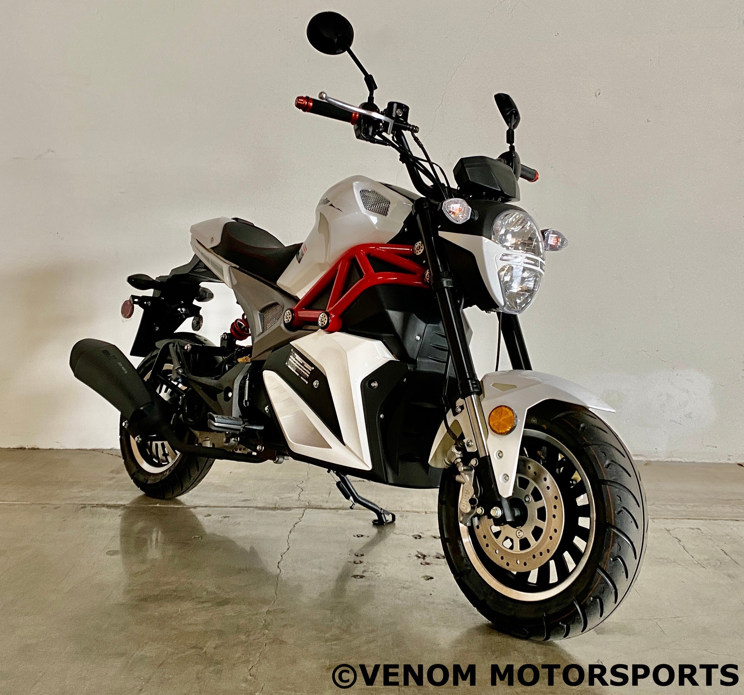 Venom X21 50cc Gas Scooter - Automatic Transmission Moped for Adults - Commuter & Leisure Riding