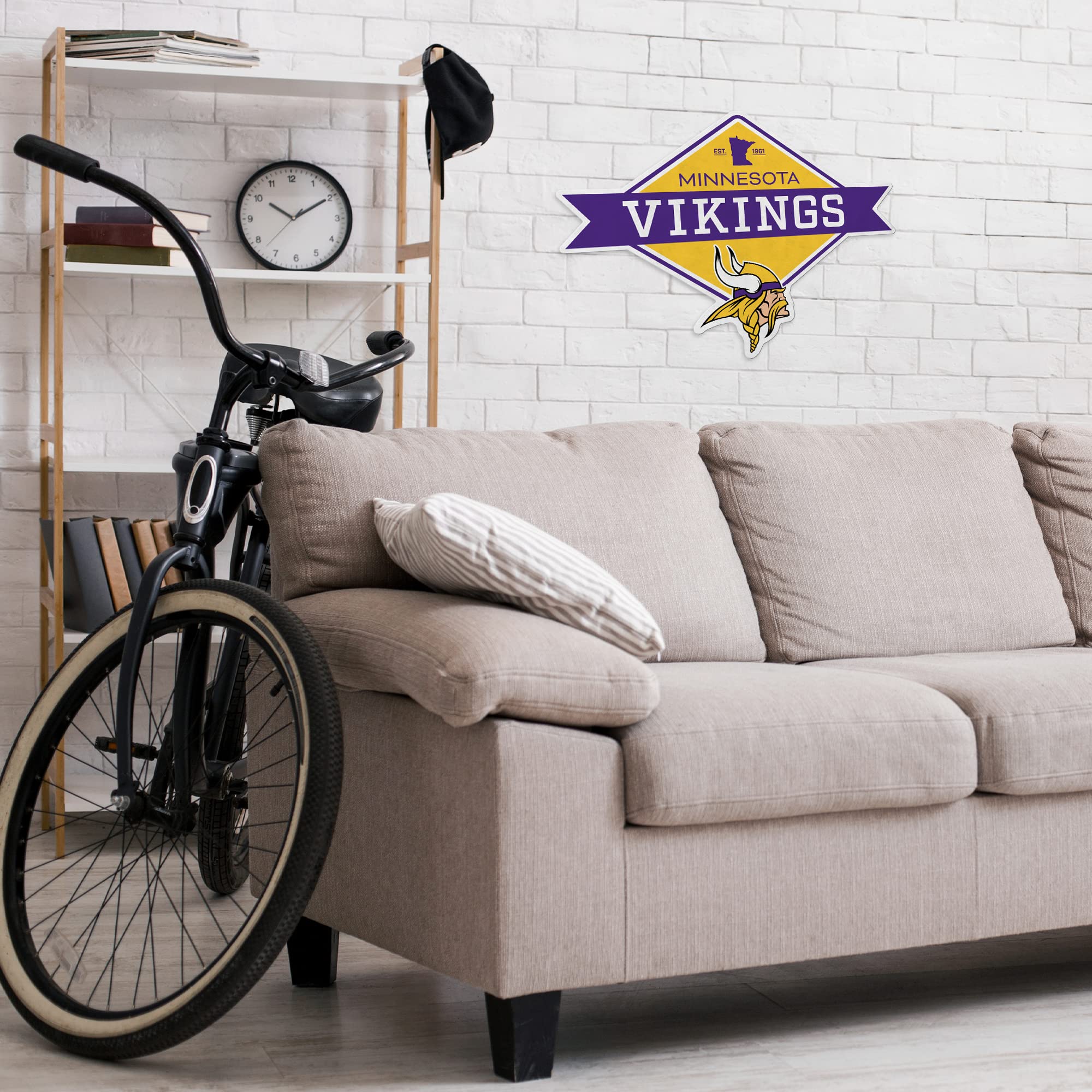 Minnesota Vikings NFL Diamond Shape Cut Pennant - Soft Felt Football Team Banner for Wall Decor - Perfect for Game Room, Man Cave, and Vikings Fan Gifts