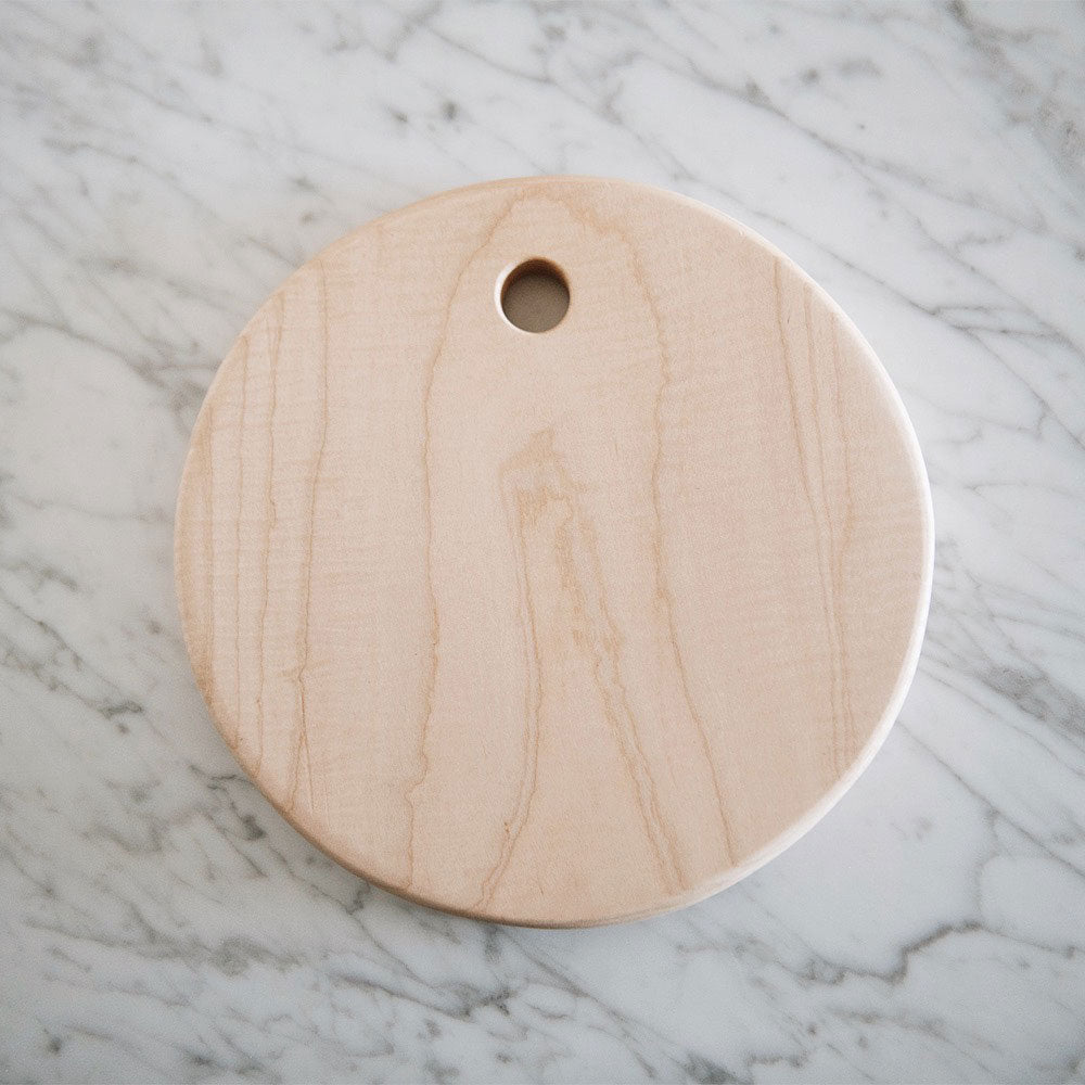 Round Wooden Cutting Board for Kitchen - Natural Wood Charcuterie Board for Serving Cheese, Bread & Charcuterie - Perfect for Entertaining & Gift Giving