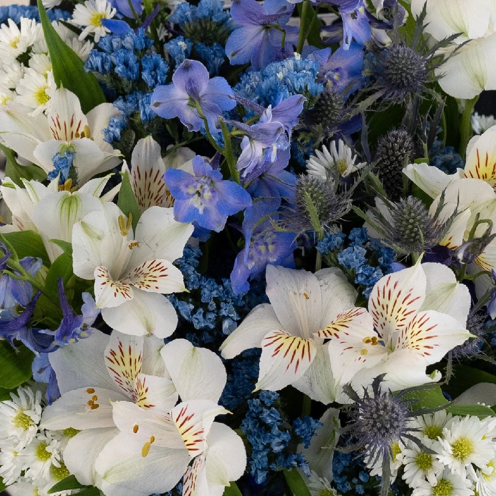 Blue Magic Flower Bouquet Bar Flower Kit - DIY Floral Arrangement Set for Weddings, Parties & Home Decor