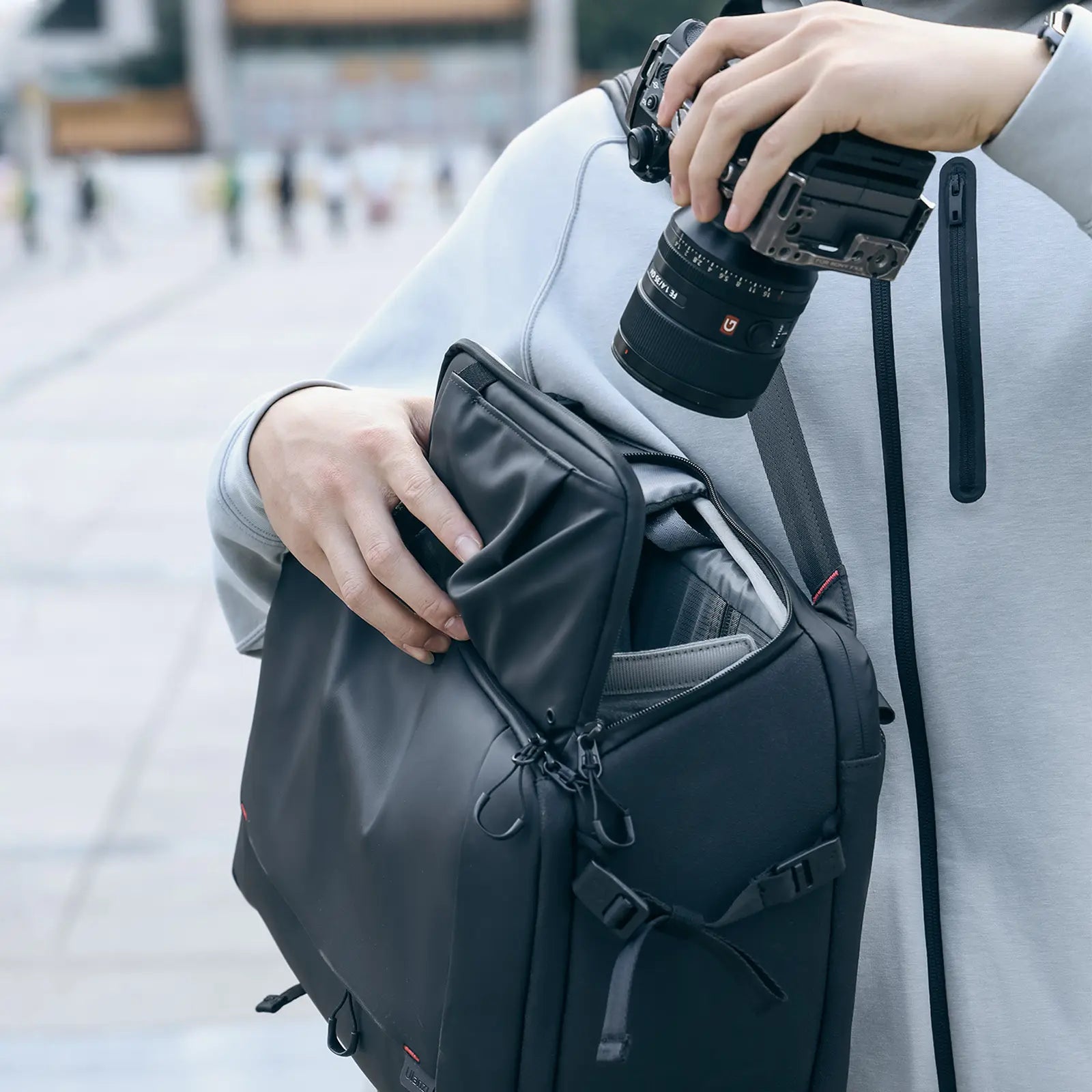 Ulanzi BP09 22L DSLR Camera Backpack - Waterproof Photography Bag for Travel & Hiking with Laptop Compartment (Model B011GBB1) - Perfect for Outdoor Adventures, Photo Shoots & Daily Commute