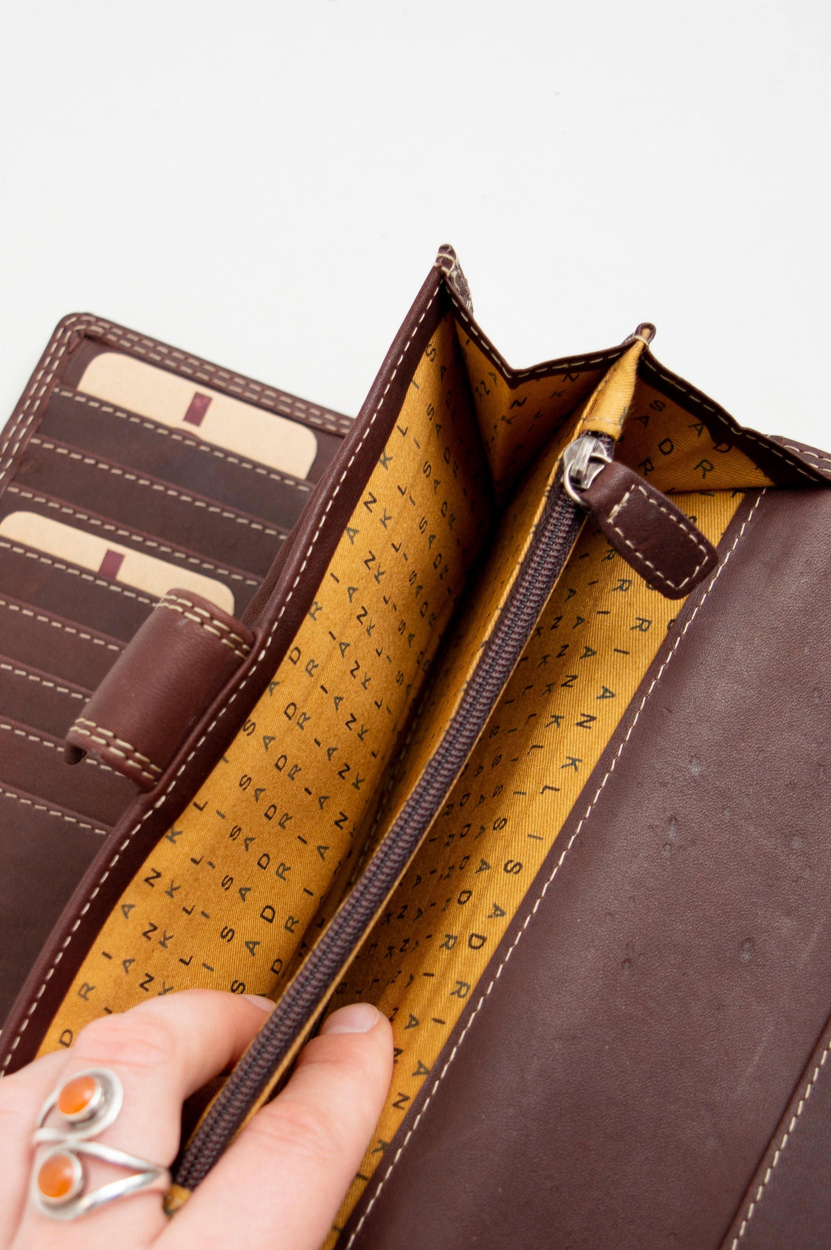 Adrian Klis 105 Women's Genuine Leather Wallet - Brown RFID Blocking Bifold Wallet for Everyday Use, Travel & Gift Giving