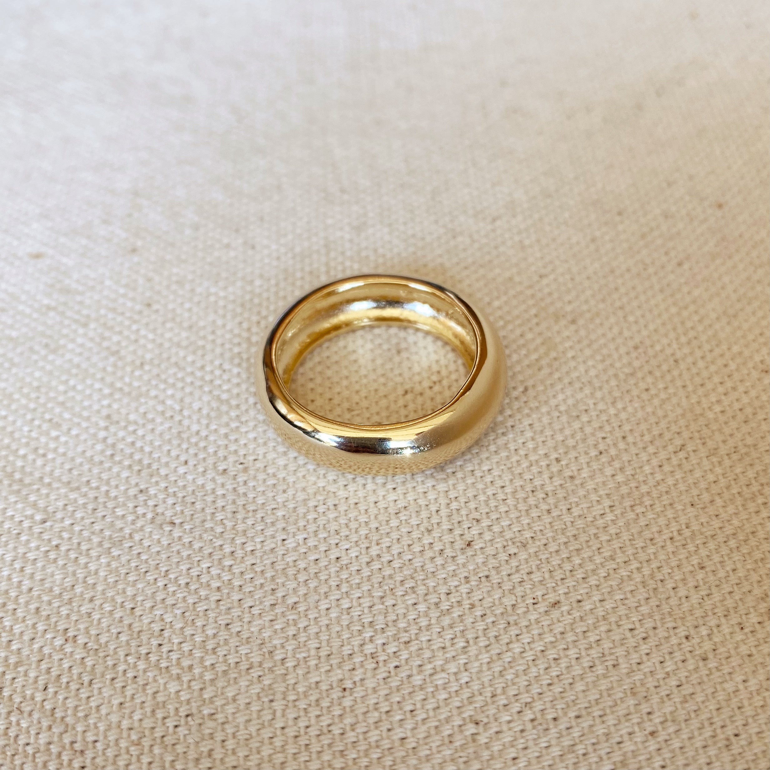 18k Gold Filled Chunky Rounded Band Ring for Women - Stackable Minimalist Dainty Ring - Perfect for Everyday Wear, Gift Giving & Special Occasions
