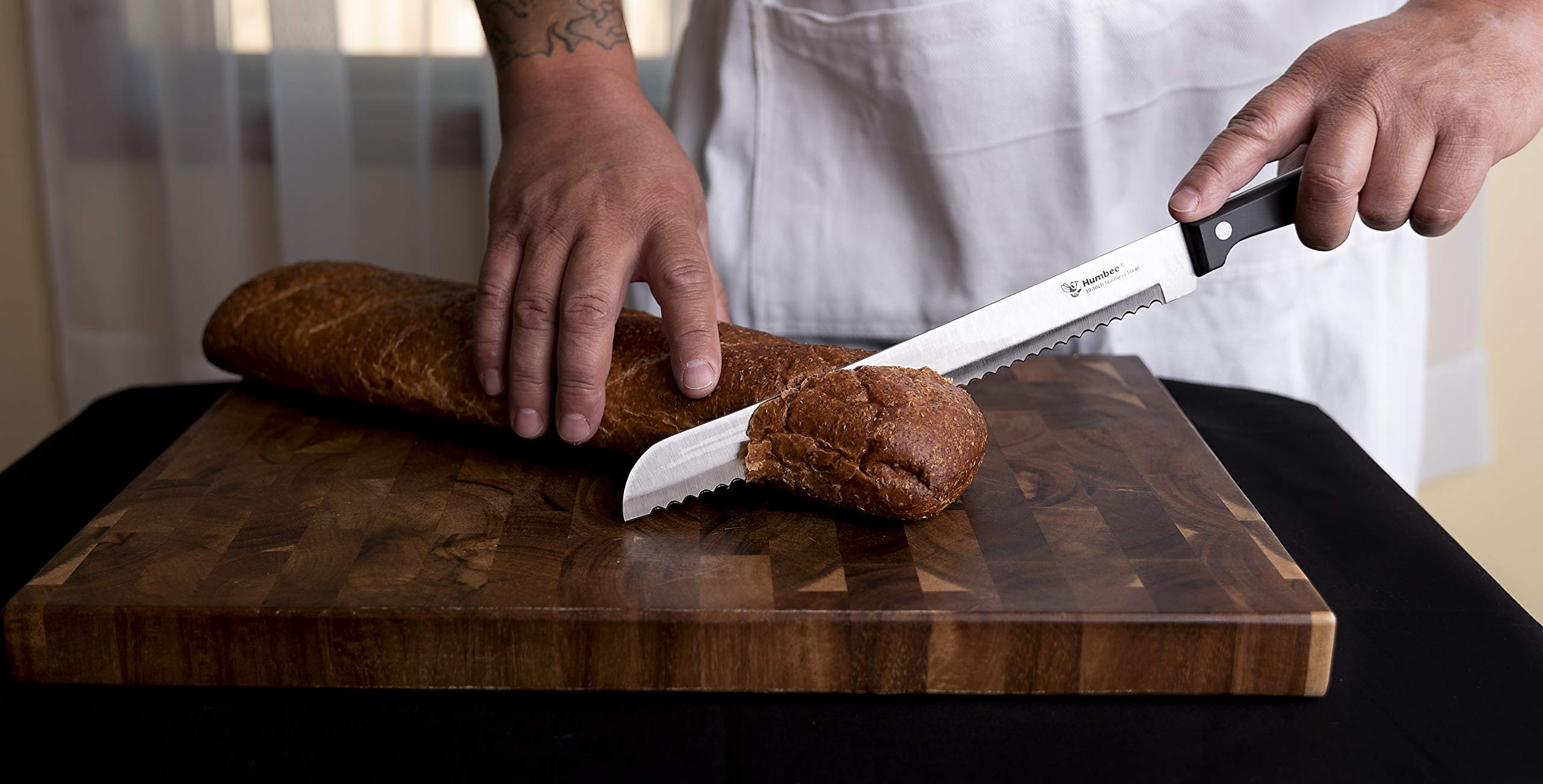 10 Inch Serrated Bread Knife with Wave Edge - Sharp Stainless Steel Blade for Slicing Bread, Cake, and Pastries - Perfect for Home Baking and Professional Kitchens