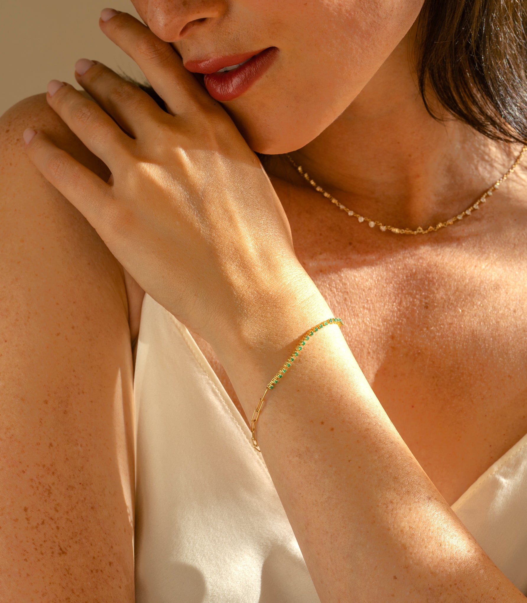 Trendy Dainty Gold Emerald Bracelet for Women - Elegant Everyday Jewelry Gift for Birthday, Anniversary & Special Occasions