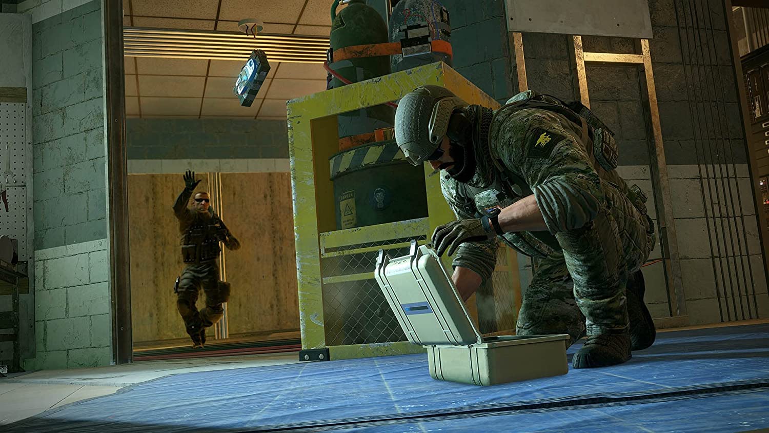 Tom Clancy's Rainbow Six Siege Y8 Ultimate Edition - Xbox One & Series X|S Digital Download Code | Tactical FPS Game for Team Play & Competitive Esports