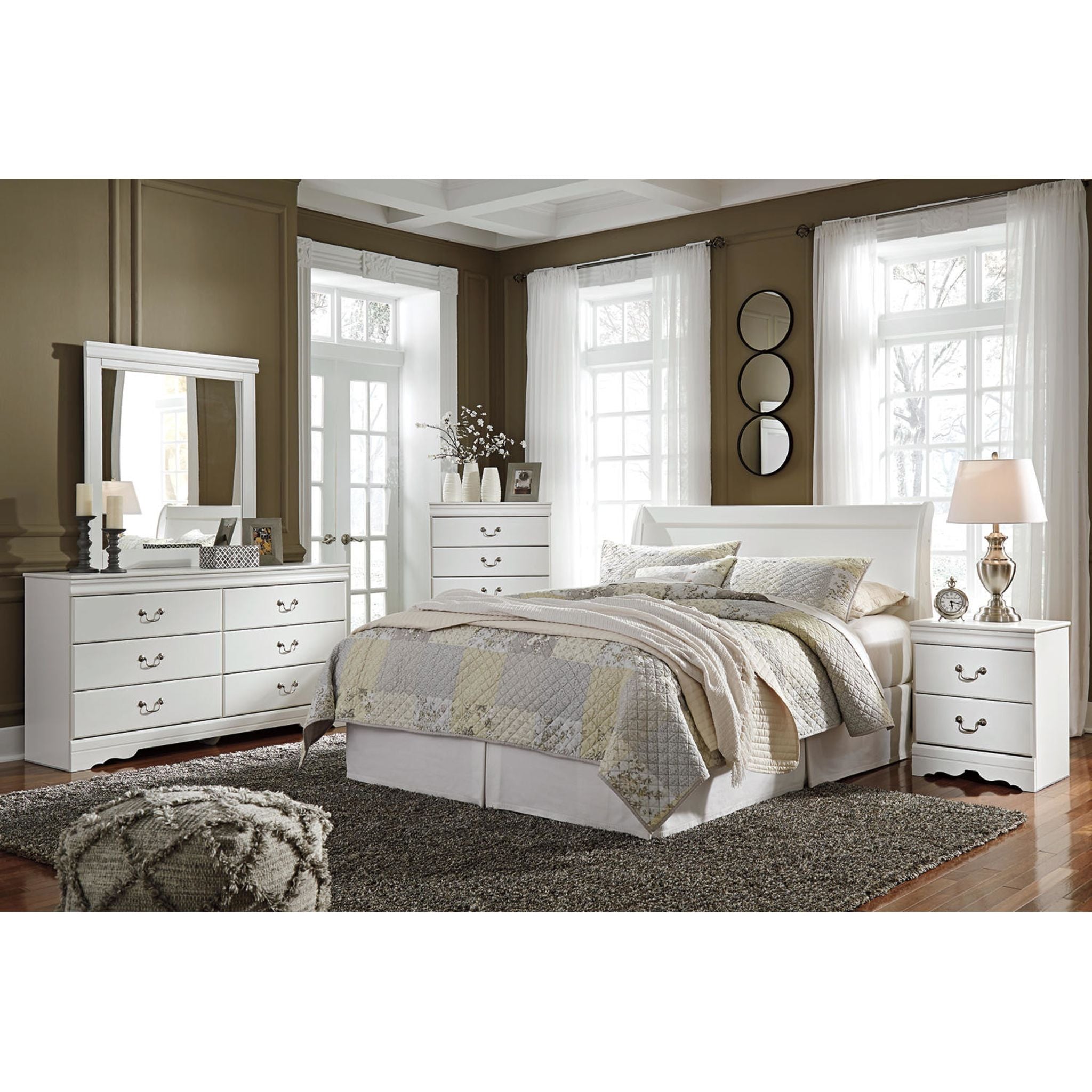 White Anarasia Dresser with Mirror - Elegant Bedroom Furniture for Home Decor & Organization