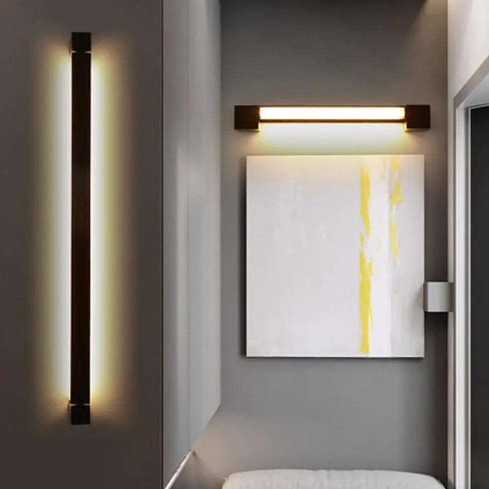 Modern LED Black Picture Light - Energy Efficient Artwork Lighting for Galleries, Museums & Home Decor