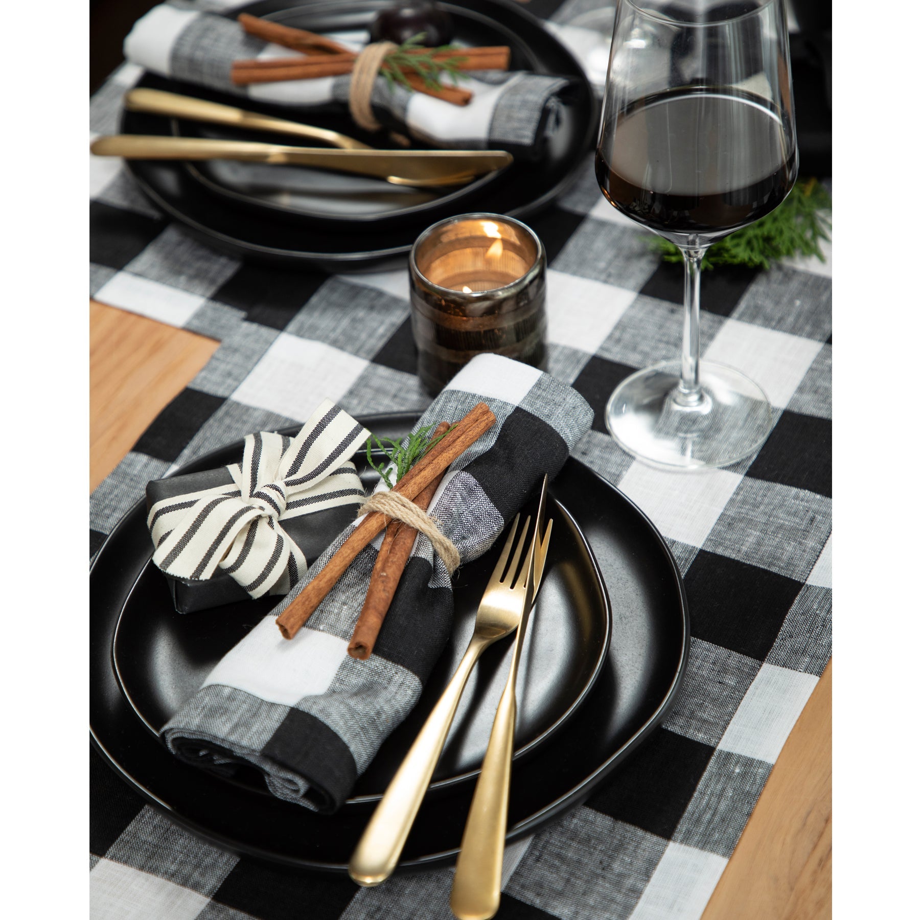 Buffalo Check Table Runner - Classic Red and Black Plaid Table Decor for Christmas, Thanksgiving & Farmhouse Dining - Perfect for Holiday Parties & Rustic Home Decor