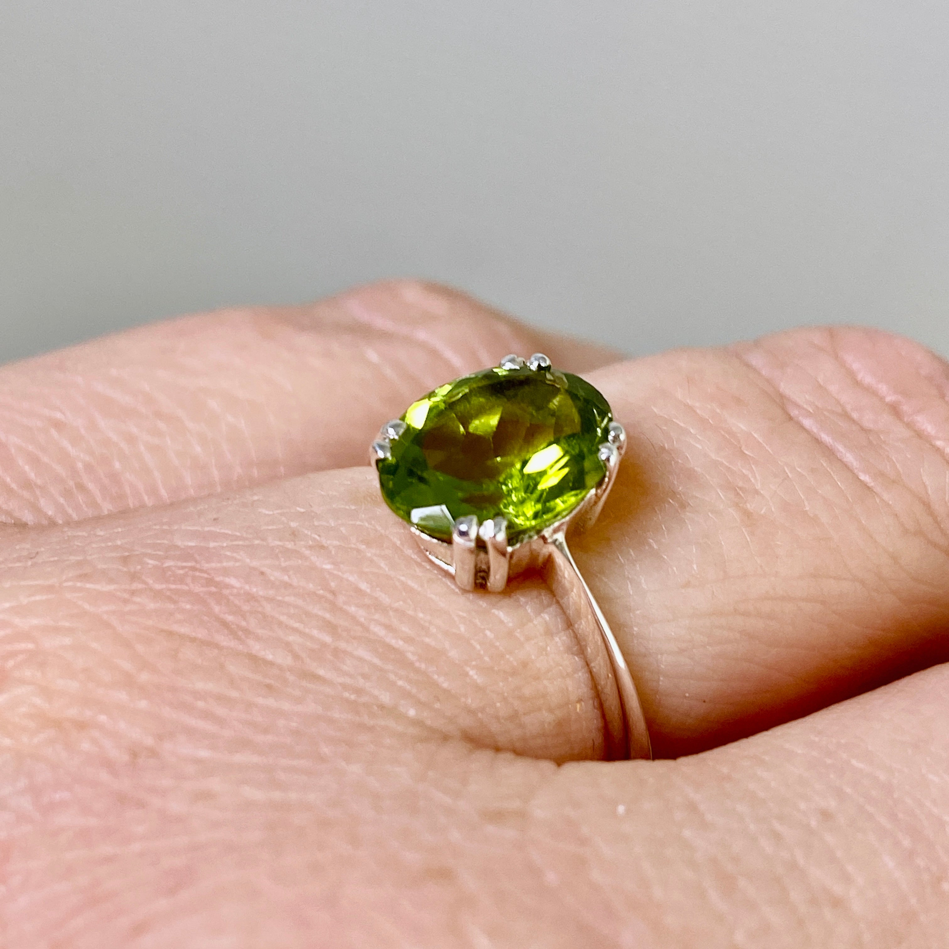 Peridot Oval Faceted Ring Size 5.5 - Dainty Green Gemstone Jewelry for Women - Perfect for Engagement, Anniversary & Everyday Wear