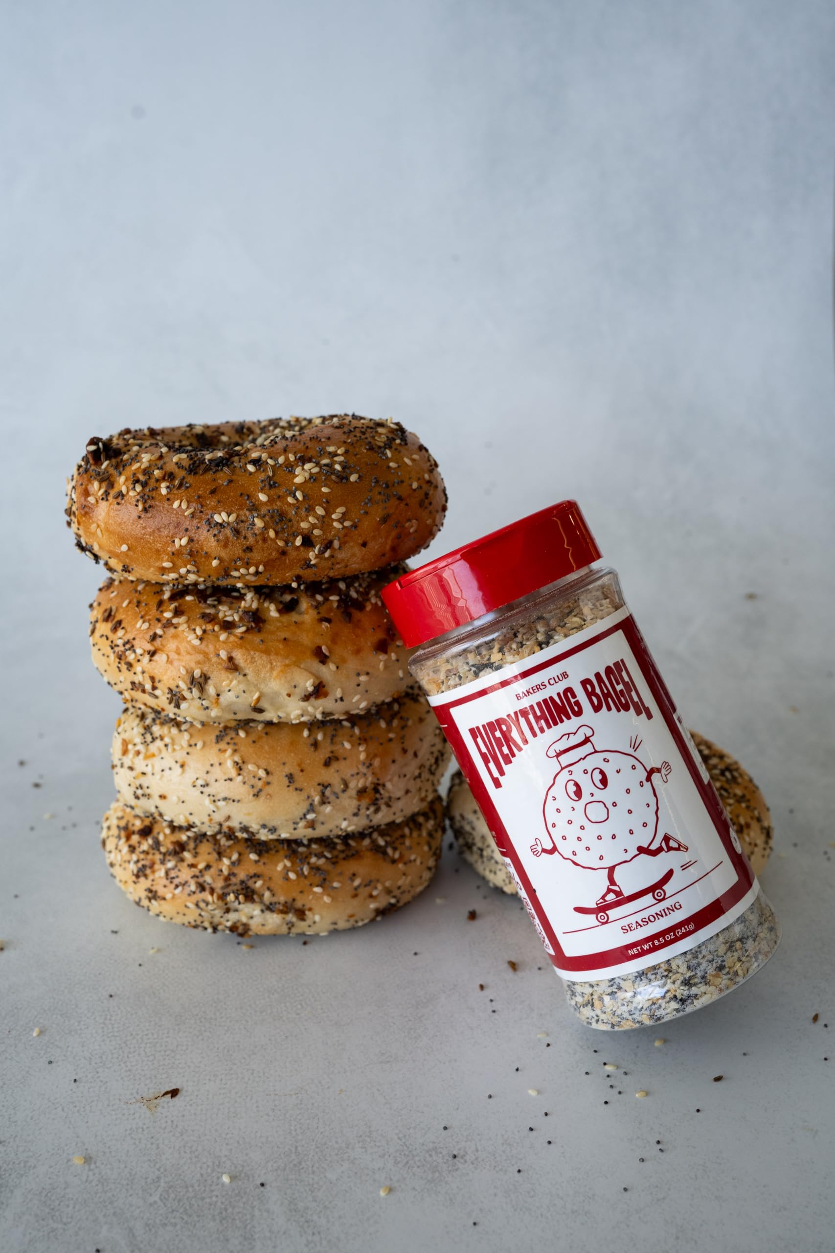 Bakers Club 8.5oz Everything Bagel Seasoning - New York Style Spice Blend with Garlic, Onion, Sesame Seeds, Poppy & Salt - Perfect for Bagels, Avocado Toast, Eggs, Pretzels, Popcorn & Hummus - Great for Breakfast, Snacks & Party Platters