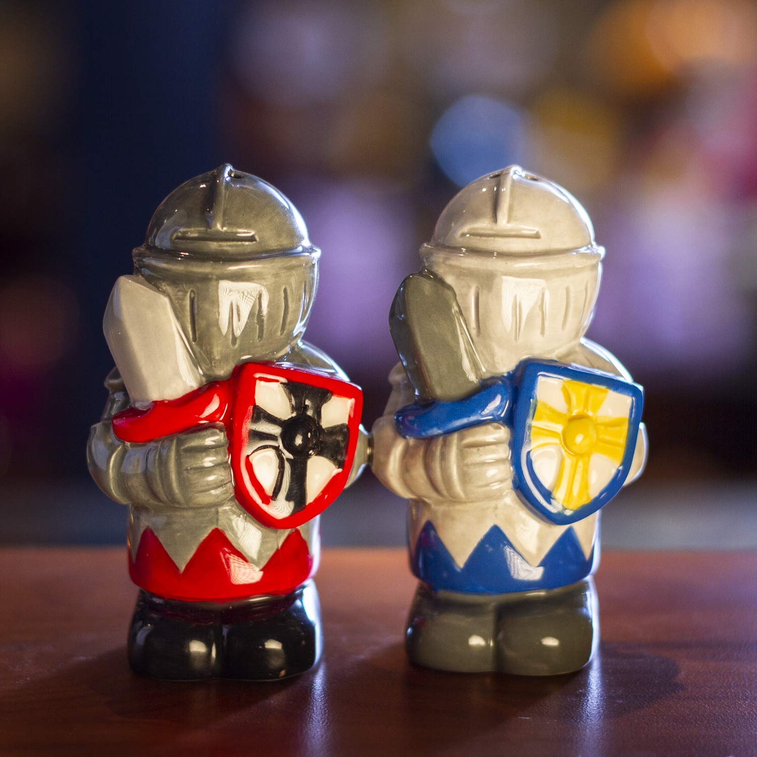 White and Black Knight Ceramic Salt and Pepper Shakers Set - Elegant Kitchen Tableware for Dining, Gifts, and Home Decor