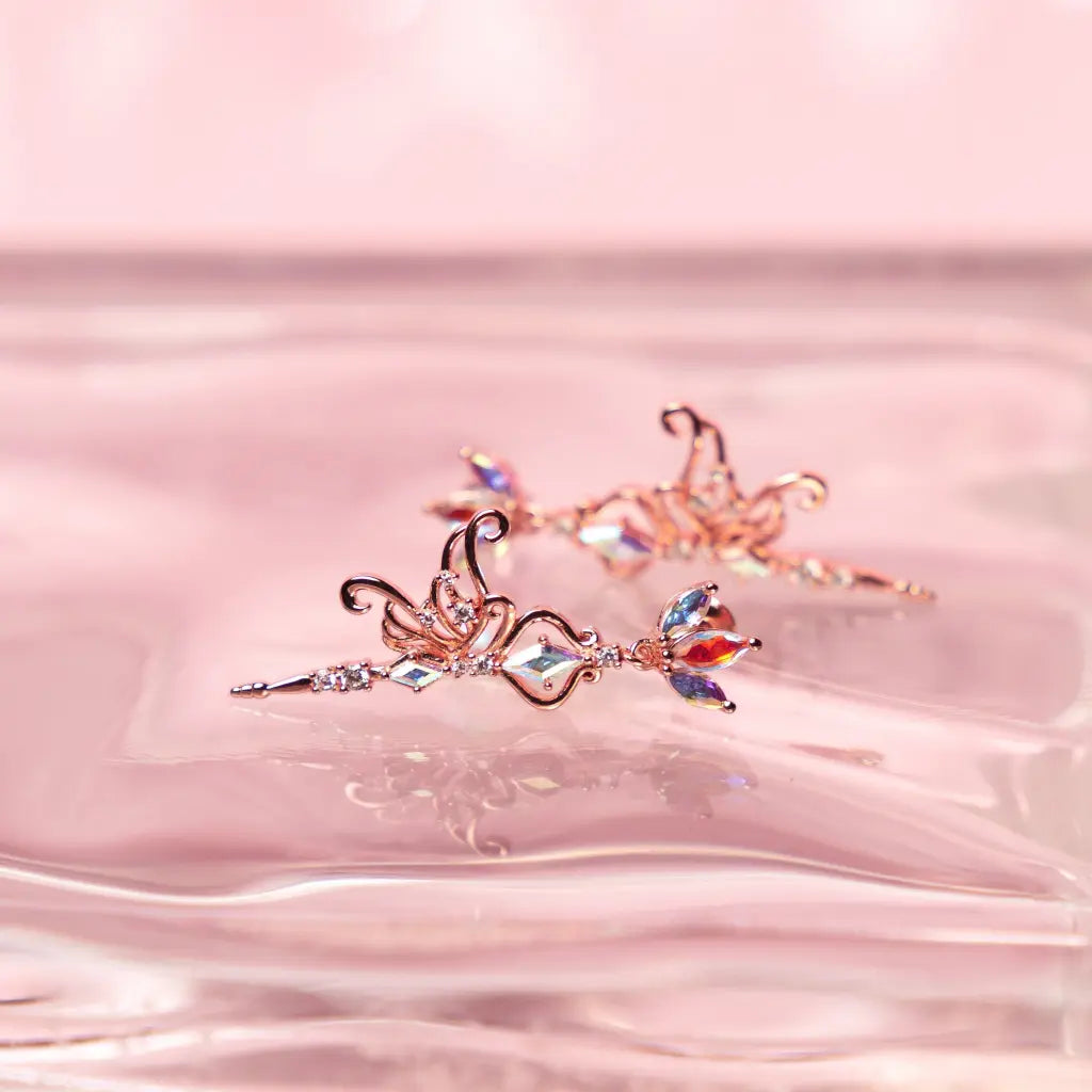 Avriel Elegant Gold Hoop Earrings for Women - Trendy Dainty Jewelry for Everyday Wear & Special Occasions