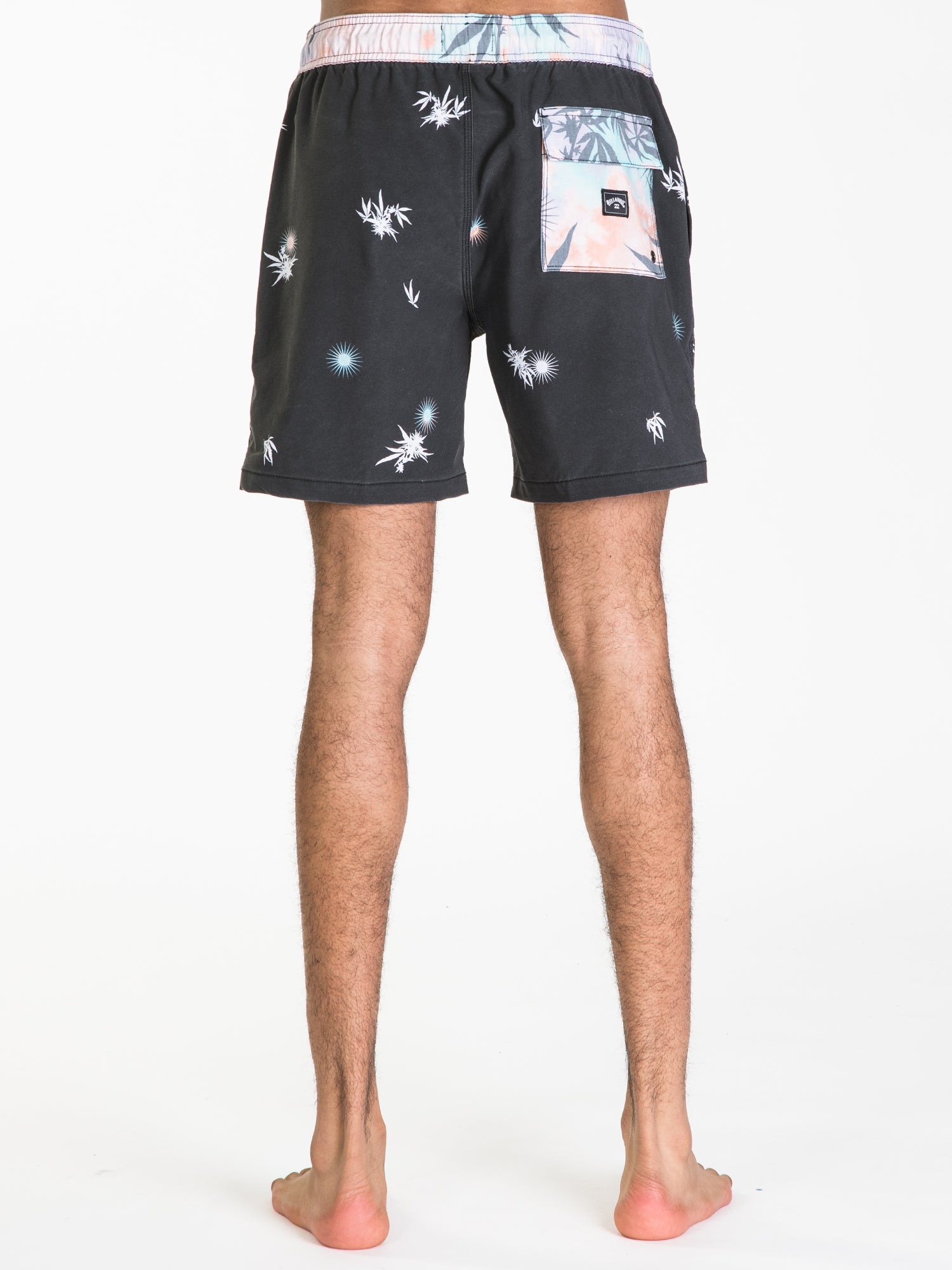 BILLABONG Sundays Layback Shorts - Men's Swim Trunks for Beach & Pool - Clearance Sale | Perfect for Summer Vacations, Surfing, and Relaxing by the Water