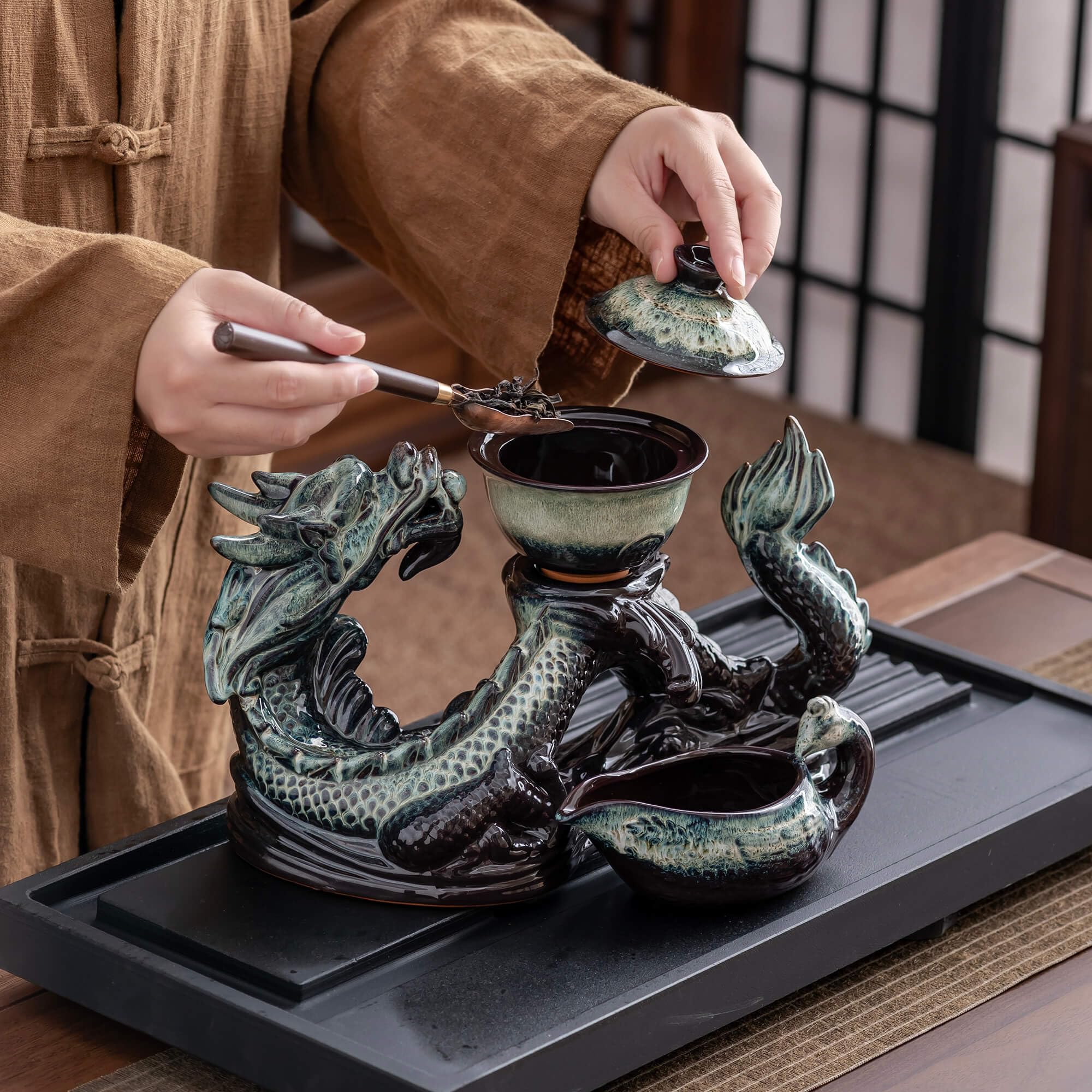 Premium Ceramic Teapot with Removable Infuser - 8 Cup Semi-Automatic Tea Set in Stunning Gradient Dragon Design - Perfect for Home, Office, and Gift Giving