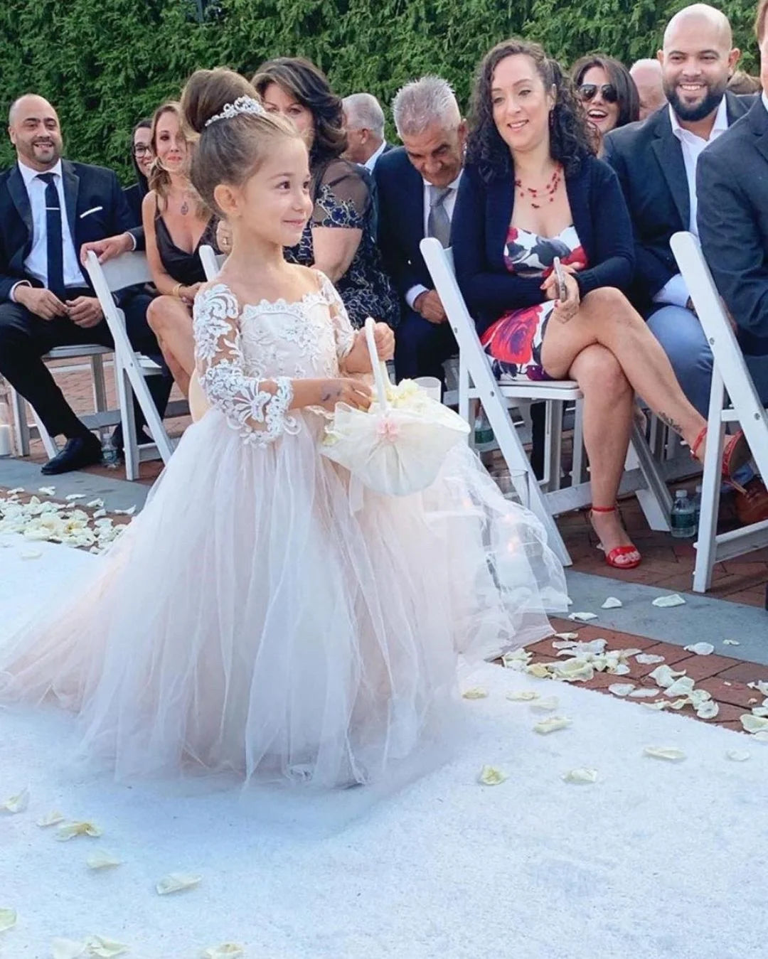 Lace Tulle Flower Girl Dress with Bows - First Communion Gown for Girls - Perfect for Weddings, Baptisms & Special Occasions