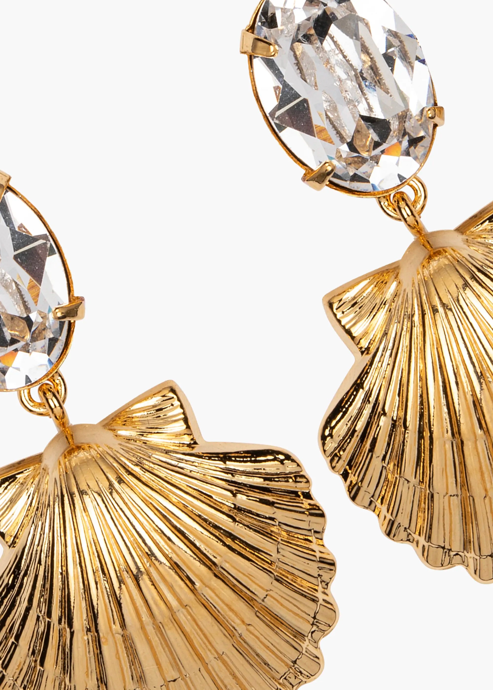 Diamond Capesante Earrings for Women - Elegant Scallop Shell Jewelry for Parties & Weddings