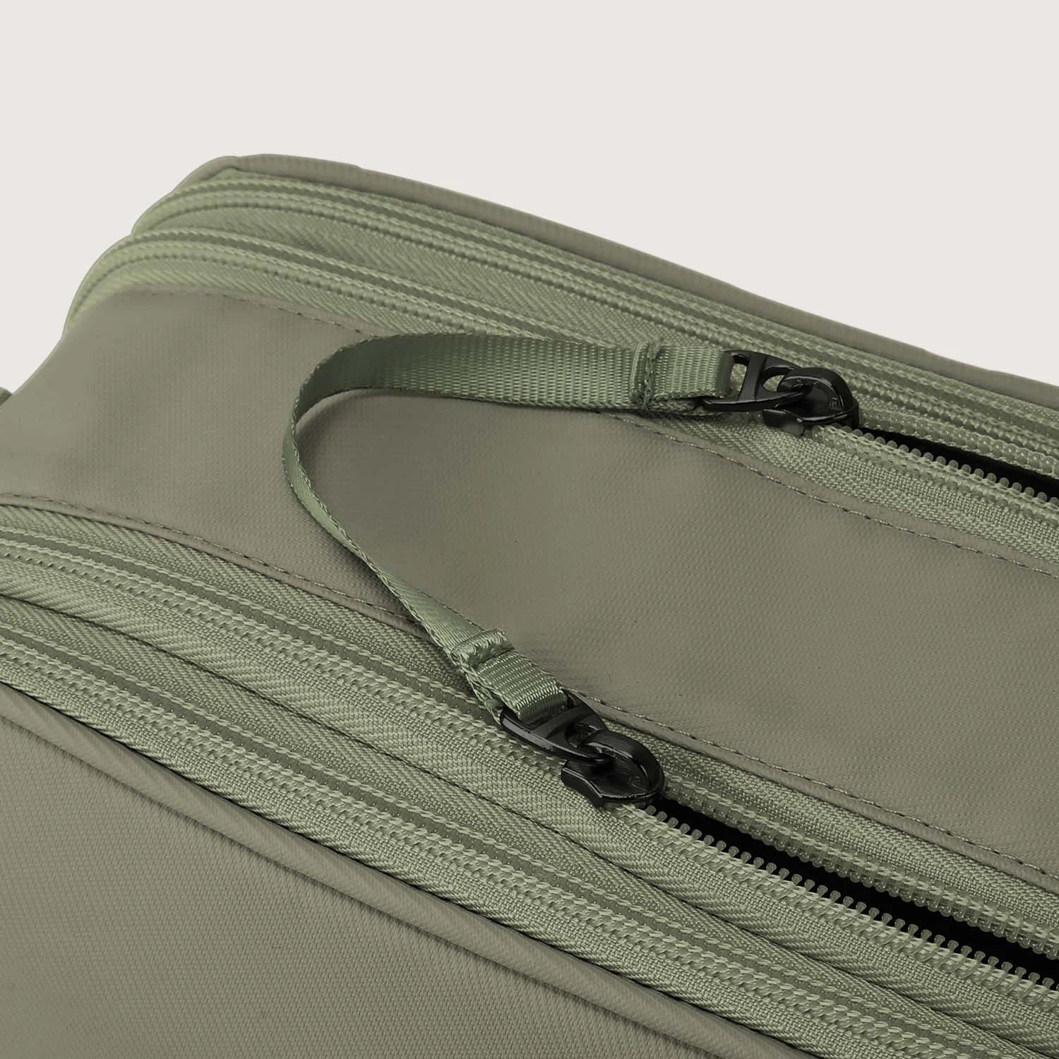 Premium Travel Toiletry Bag for Men & Women - Waterproof Hanging Cosmetic Organizer for Bathroom, Gym, Camping & Business Trips