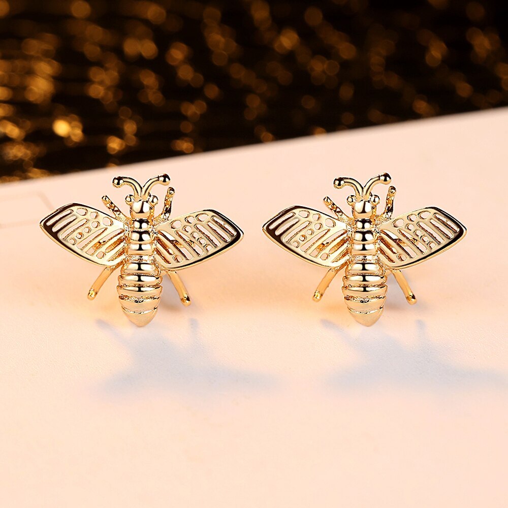 Sparkling Rhinestone Bee Stud Earrings - Floral Bee Jewelry for Women, Cute Dainty Earrings for Daily Wear, Party & Gift Giving