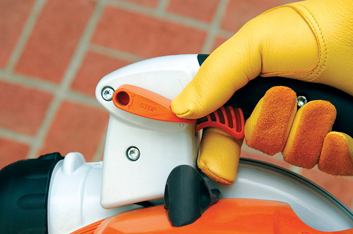 STIHL BG 86 Gas Powered Handheld Leaf Blower - 2-Stroke Engine, 410 CFM Airflow for Yard Cleaning, Lawn Care & Debris Removal