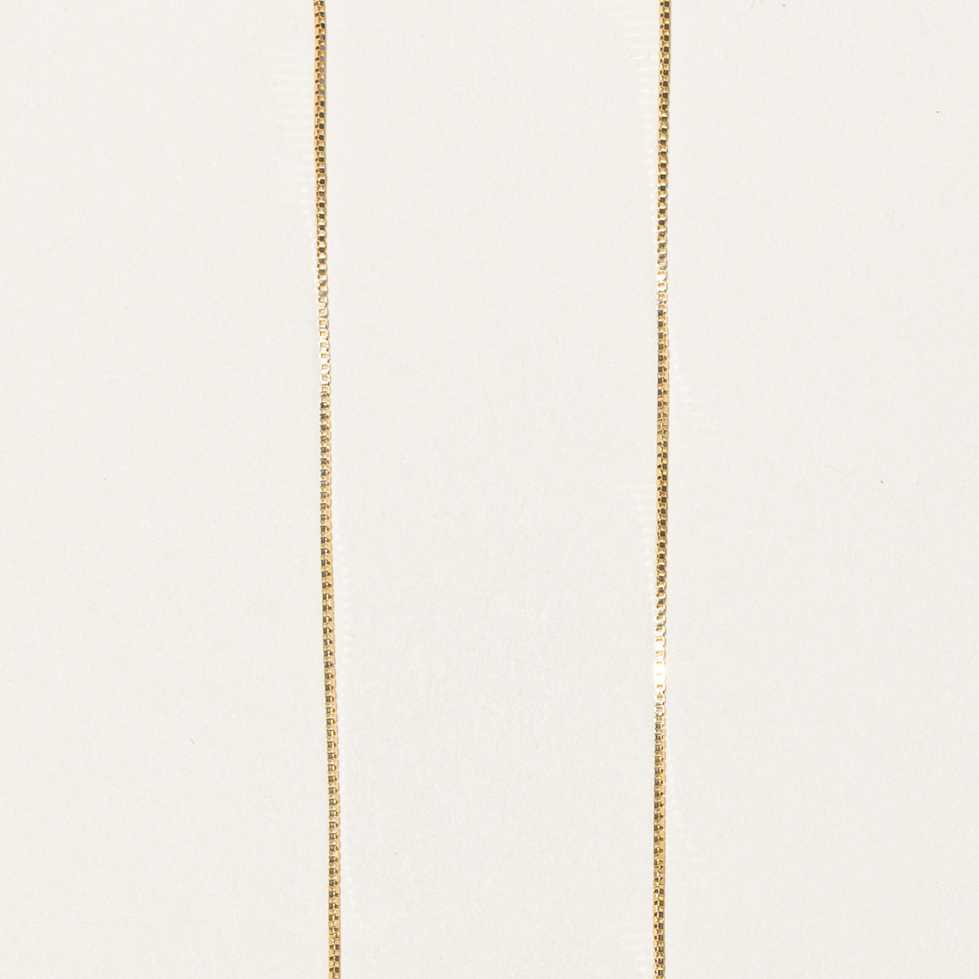 0.10ct Bezel Set Diamond Pendant Necklace - 16