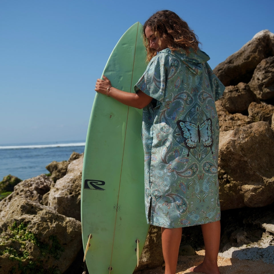 Butterfly Effect Quick-Dry Changing Beach Poncho for Women - Lightweight, Waterproof Cover-Up for Swimming, Surfing & Outdoor Activities