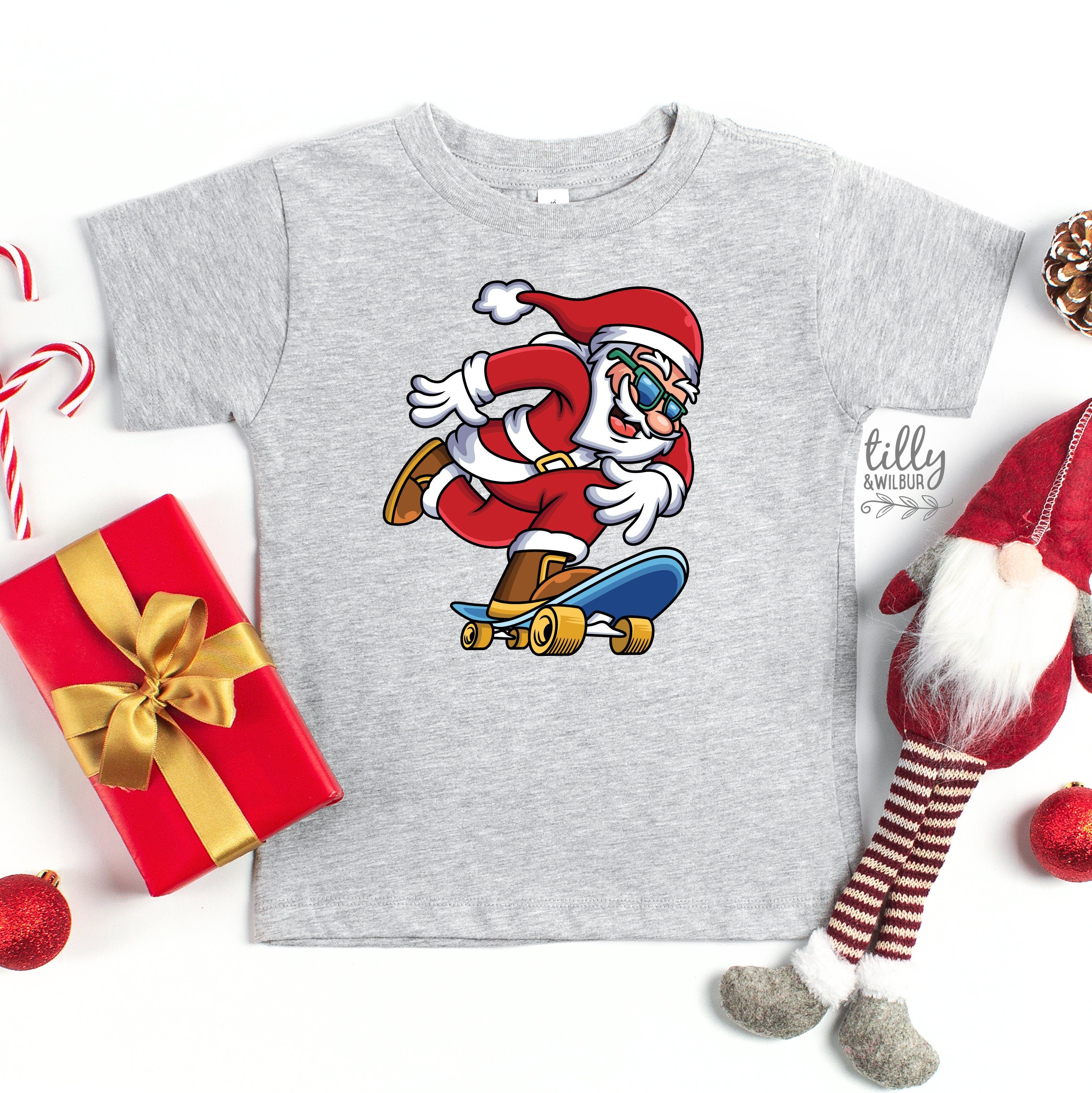 Christmas T-Shirt for Boys - Festive Holiday Shirt in Multiple Colors - Perfect for Parties, Gifts & Family Photos