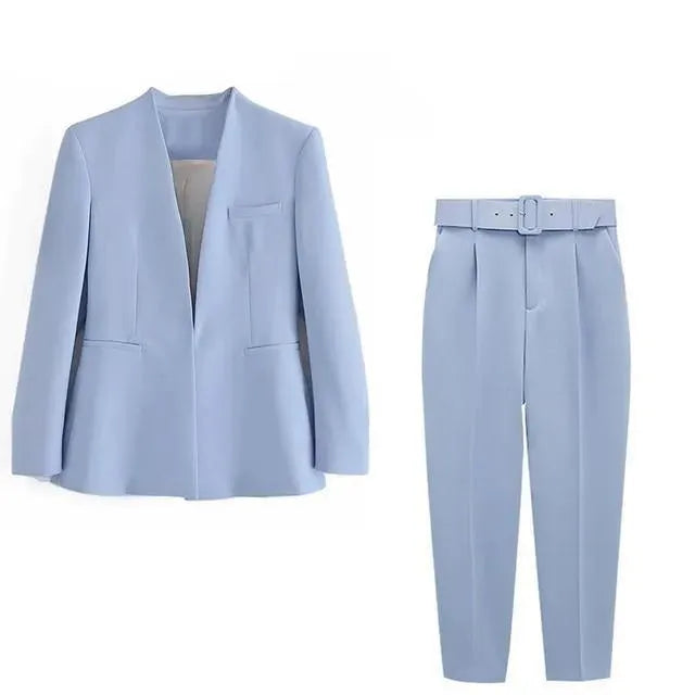 Empowering Women's Pantsuit - Professional Blazer & Pants Set for Office, Business Meetings & Career Success | Plus Size Options Available