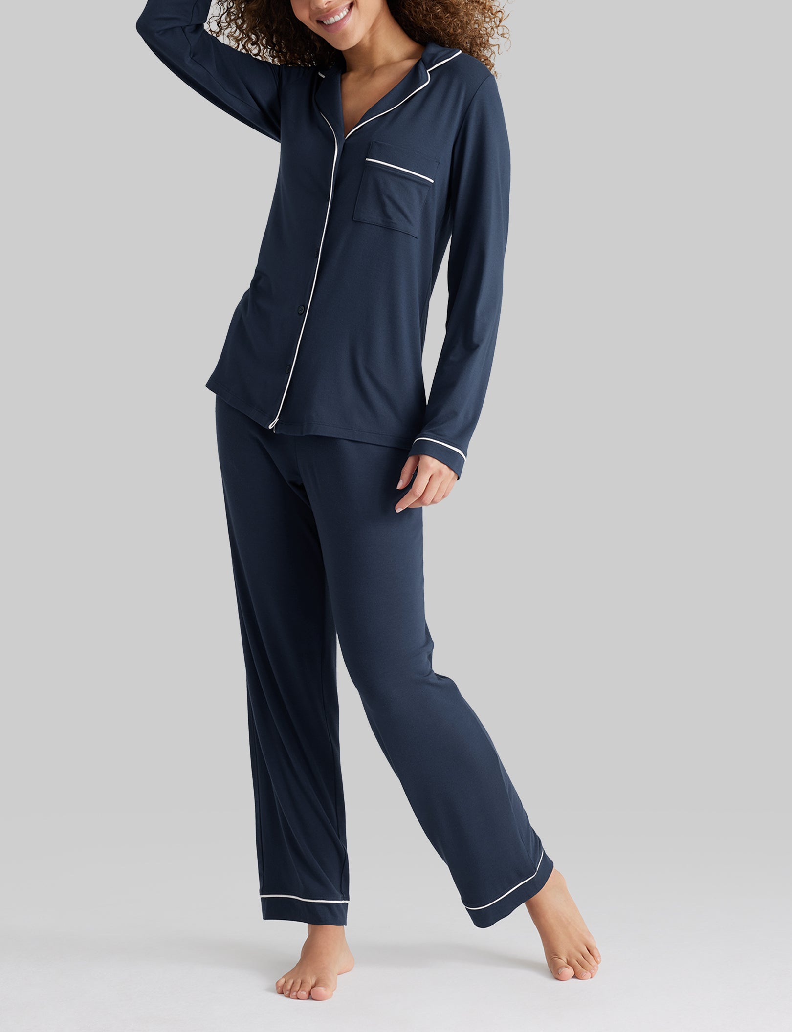Cozy Women's Long Sleeve Pajama Set - Soft Sleepwear Top & Lounge Pants for Relaxing at Home or Sleeping - Perfect for Winter Nights & Lazy Weekends