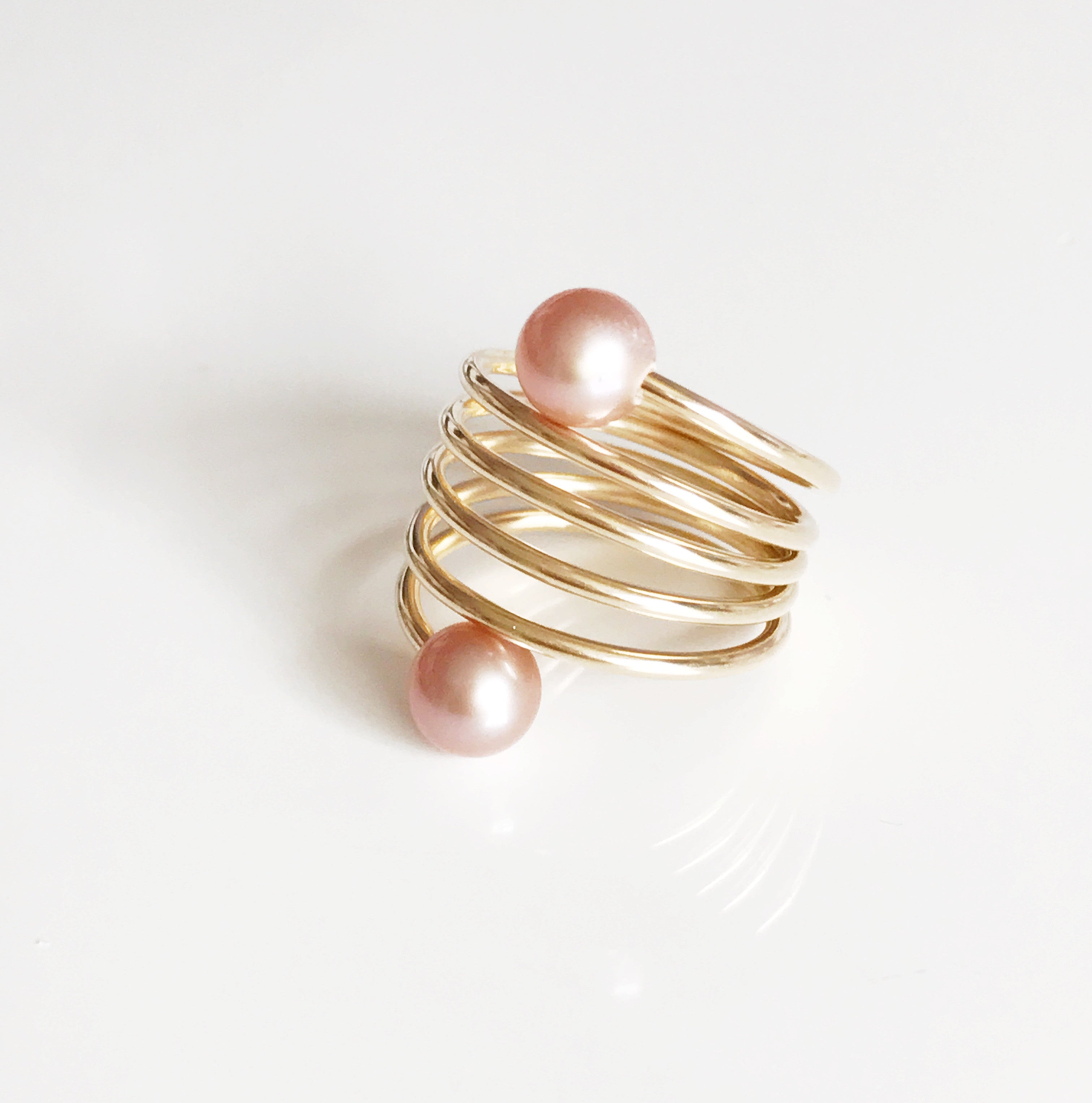 Ring CAMILA - Pink Pearl Statement Ring (R160) | Elegant Jewelry for Women | Perfect for Weddings, Parties & Special Occasions