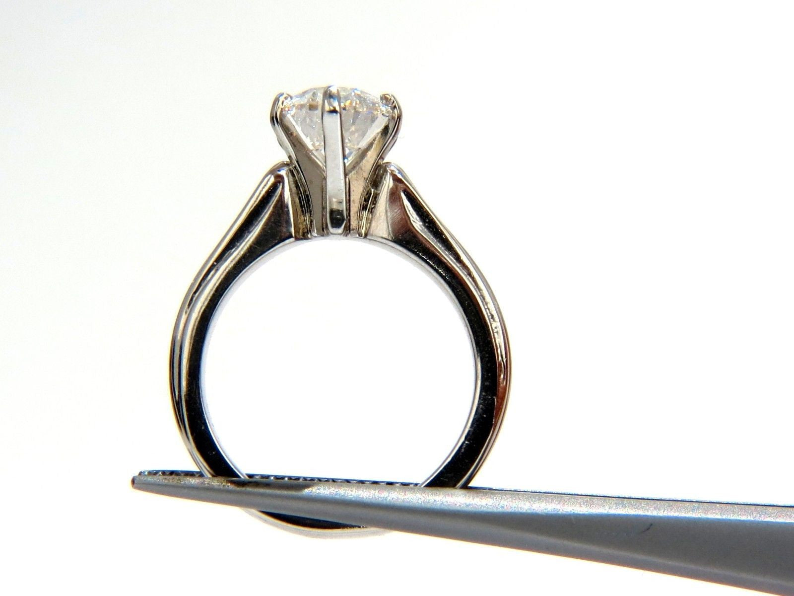 2.00ct GIA Certified Pear Brilliant Diamond Solitaire Ring - I/SI1 Clarity, Platinum Setting for Engagement, Wedding & Anniversary Gifts