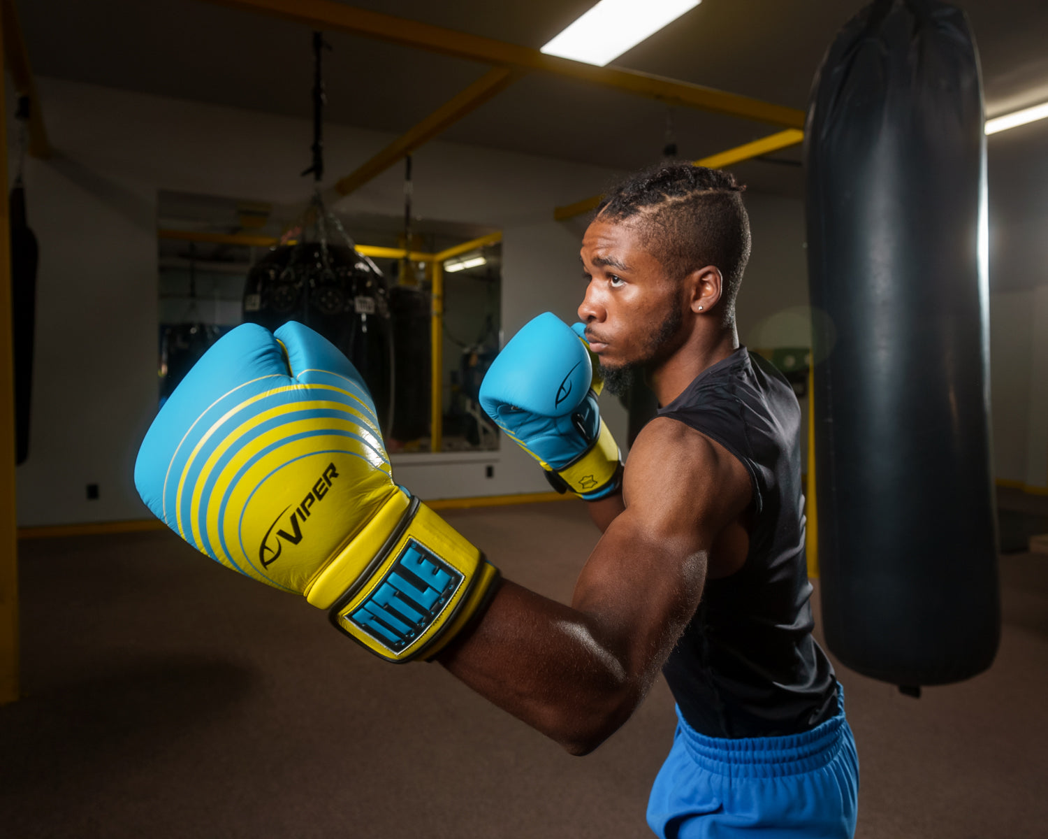 TITLE Boxing Select Training Boxing Gloves 2.0 - Premium Viper Series for MMA, Kickboxing & Fitness Training - Perfect for Sparring, Bag Work & Gym Sessions