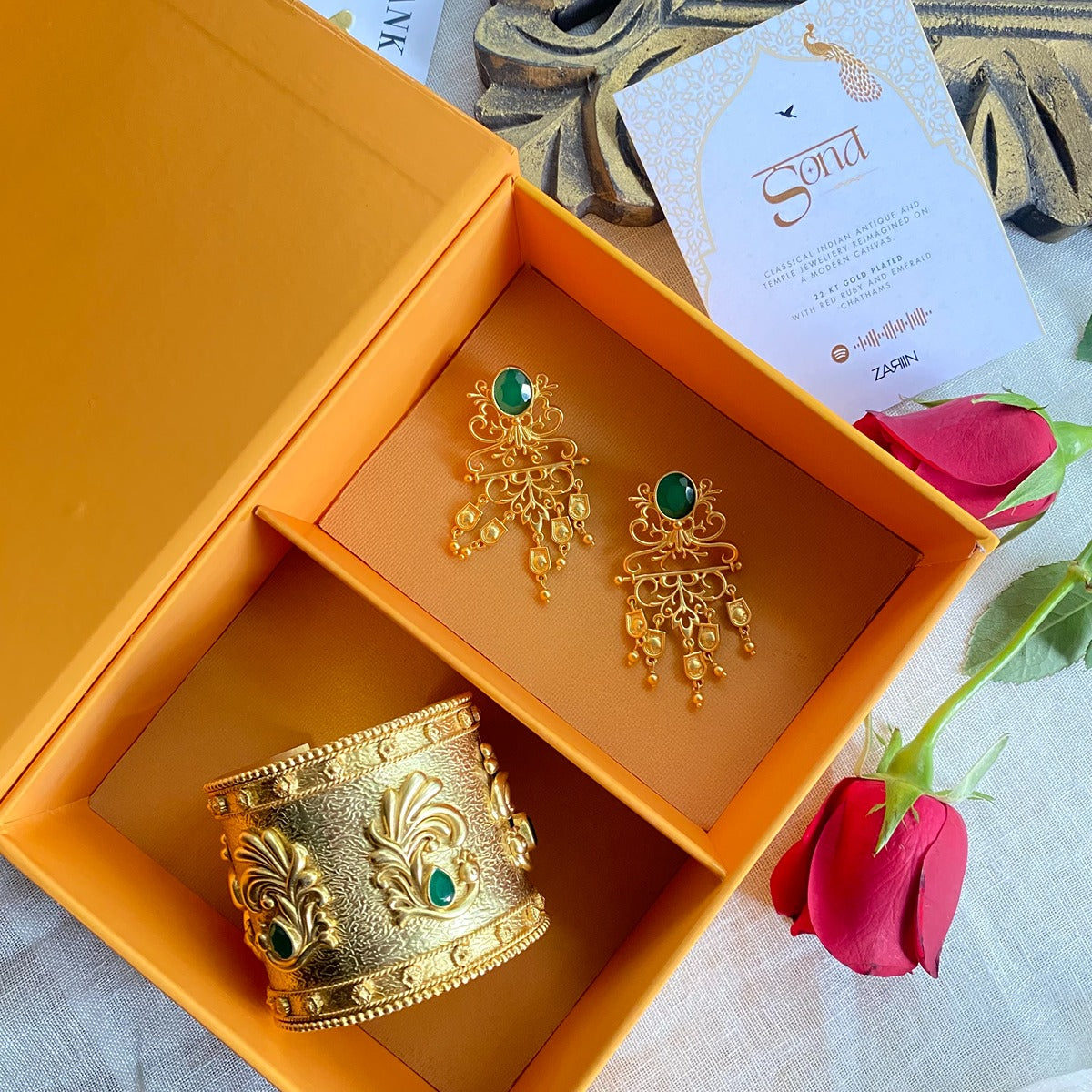 Exquisite Peacock Jewelry Gift Set - Elegant Statement Cuff Bracelet & Matching Earrings for Women | Perfect Birthday, Anniversary or Special Occasion Present