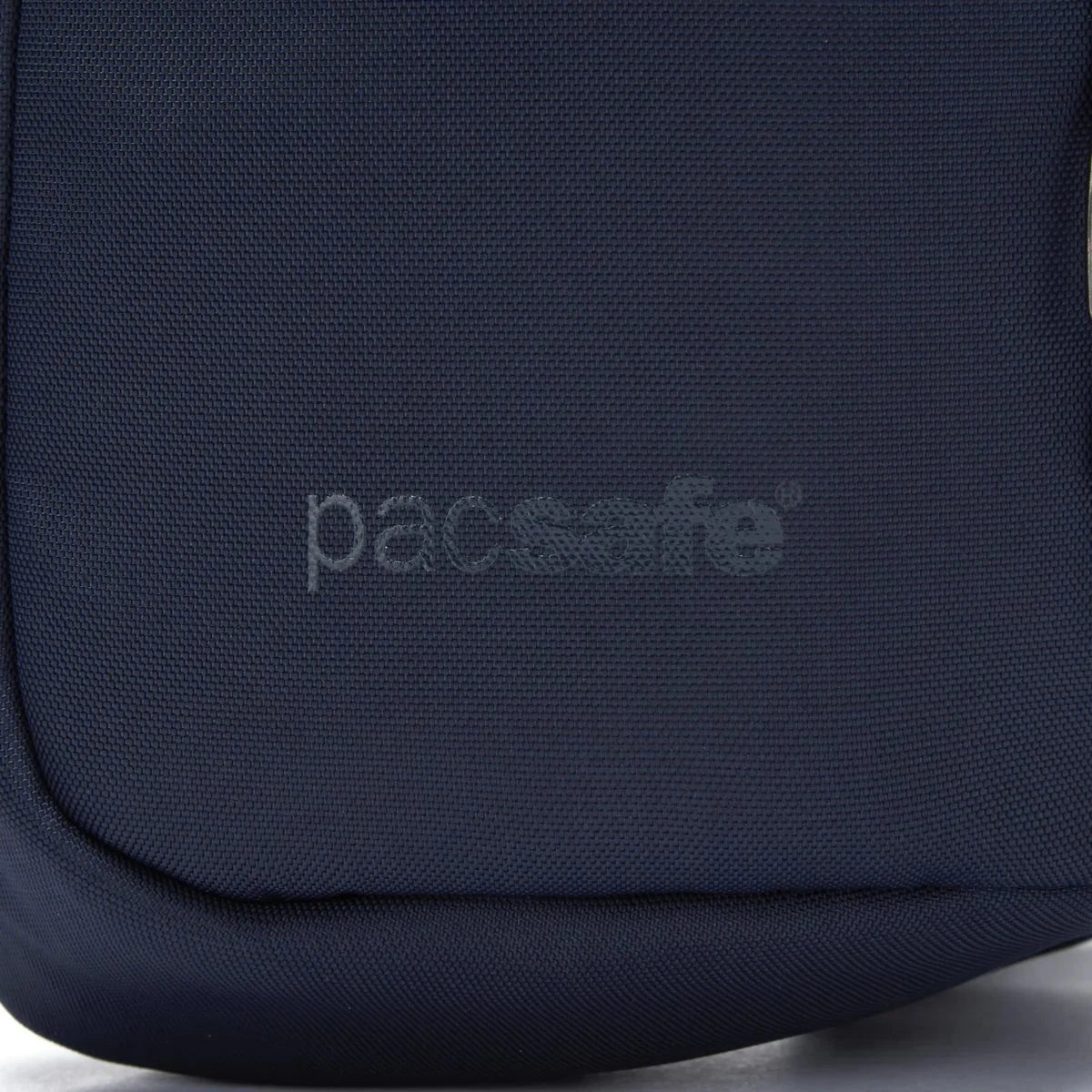 Pacsafe Vibe 150 Anti-Theft Sling Bag - Secure Crossbody Travel Pack for Commuting, Hiking & Urban Exploration